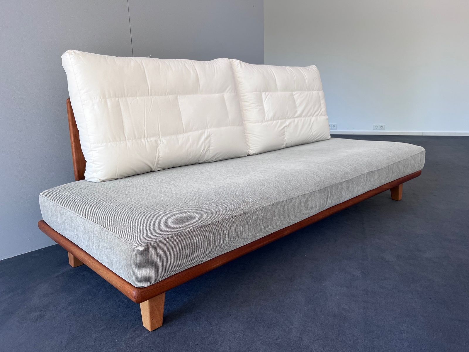 Minerva Daybed By Peter Hvidt And Orla Molgaard Nielsen For France & Son, 1967 photo furniture
