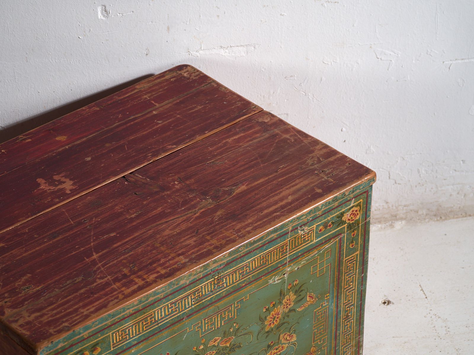 Antique Painted Chinese Trunk In Pine Wood – China, C.1900 photo furniture