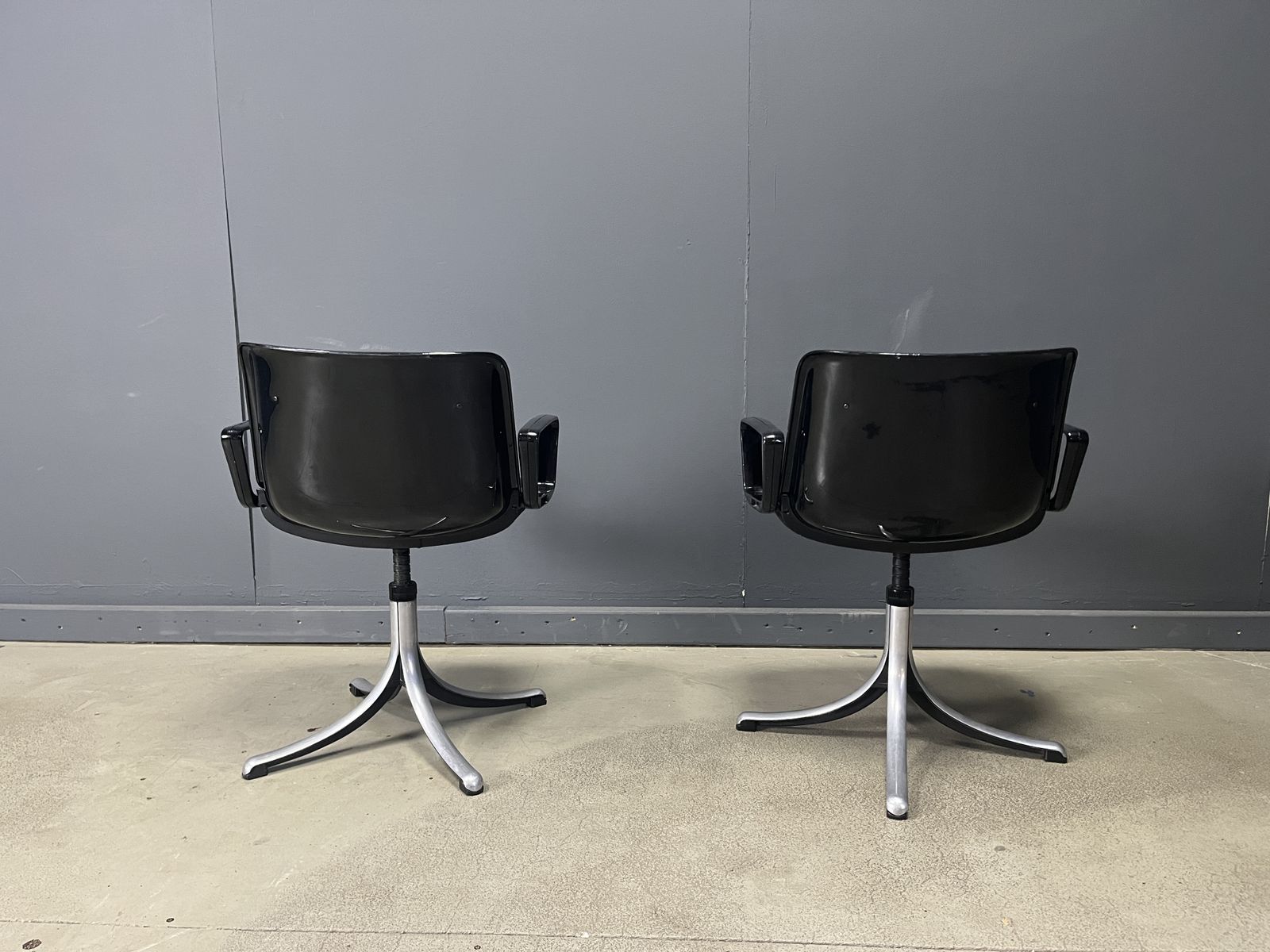 Osvaldo Borsani 'Modus' Chairs For Tecno, 1970s   Set Of 2 photo buy