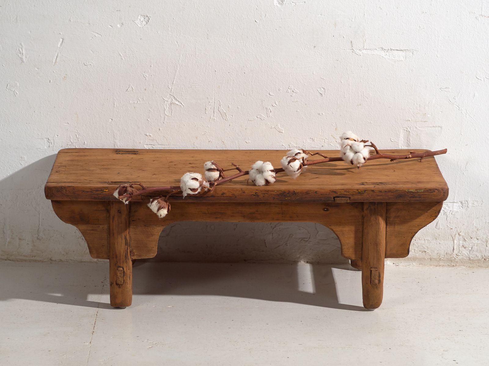 photo furniture Antique Low Table In Pine Wood – China, Circa 1930