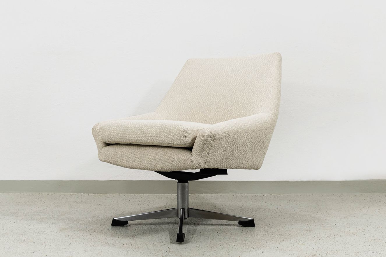 photo furniture Vintage Swivel Lounge Chair, German, 1970s