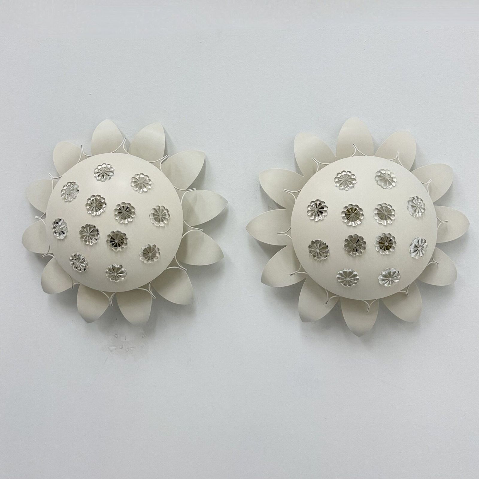 Set Of 2 Emil Stejnar Wall Lamp With Flower Crystals , 1950s Vienna photo vintage