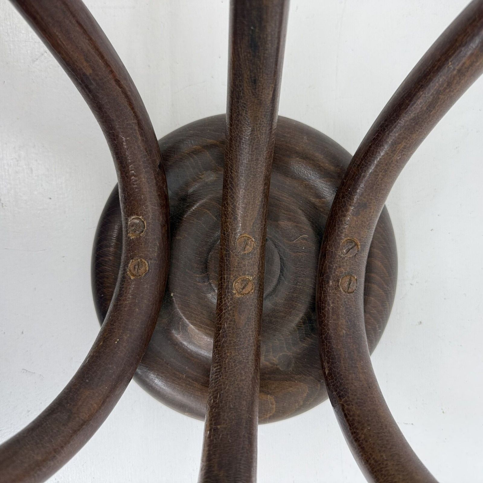 Antiek Thonet bentwood wandkapstok, jaren 1930 photo buy