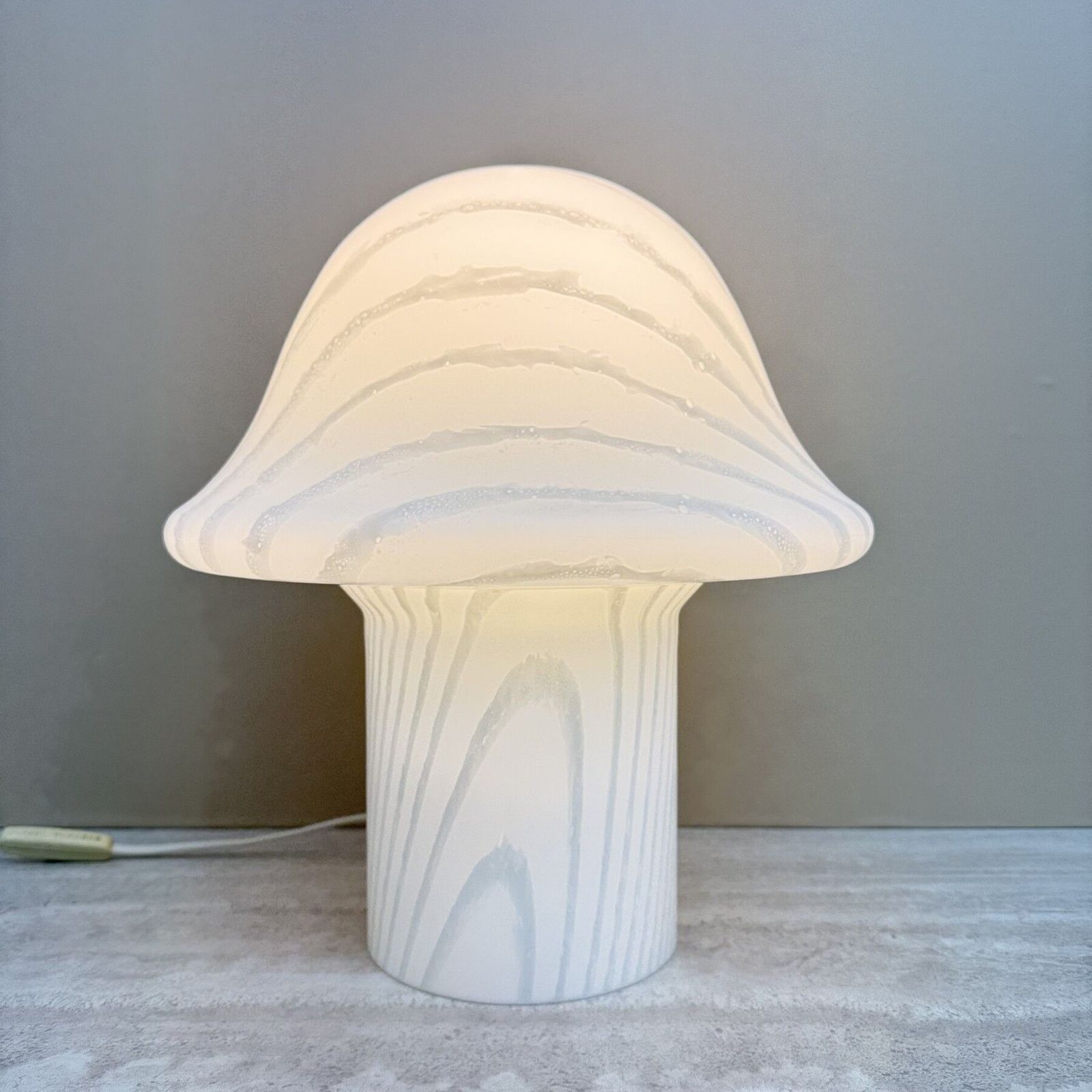 Peil & Putzler Mushroom Zebra Tafellamp, jaren 1970 photo vintage