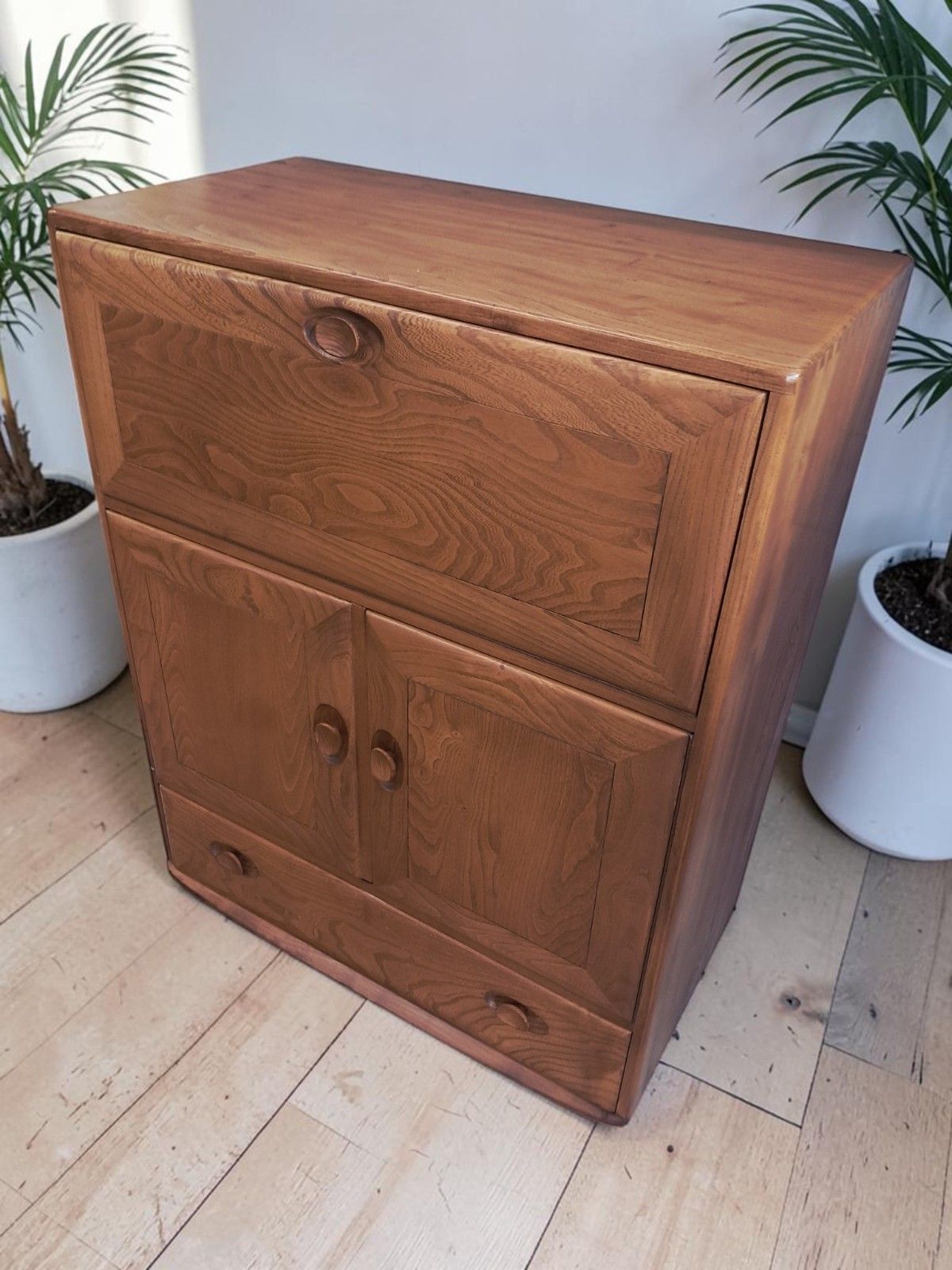 photo furniture Mid Century Ercol Drinks Cabinet Writing Bureau Laptop Desk Workstation Elm