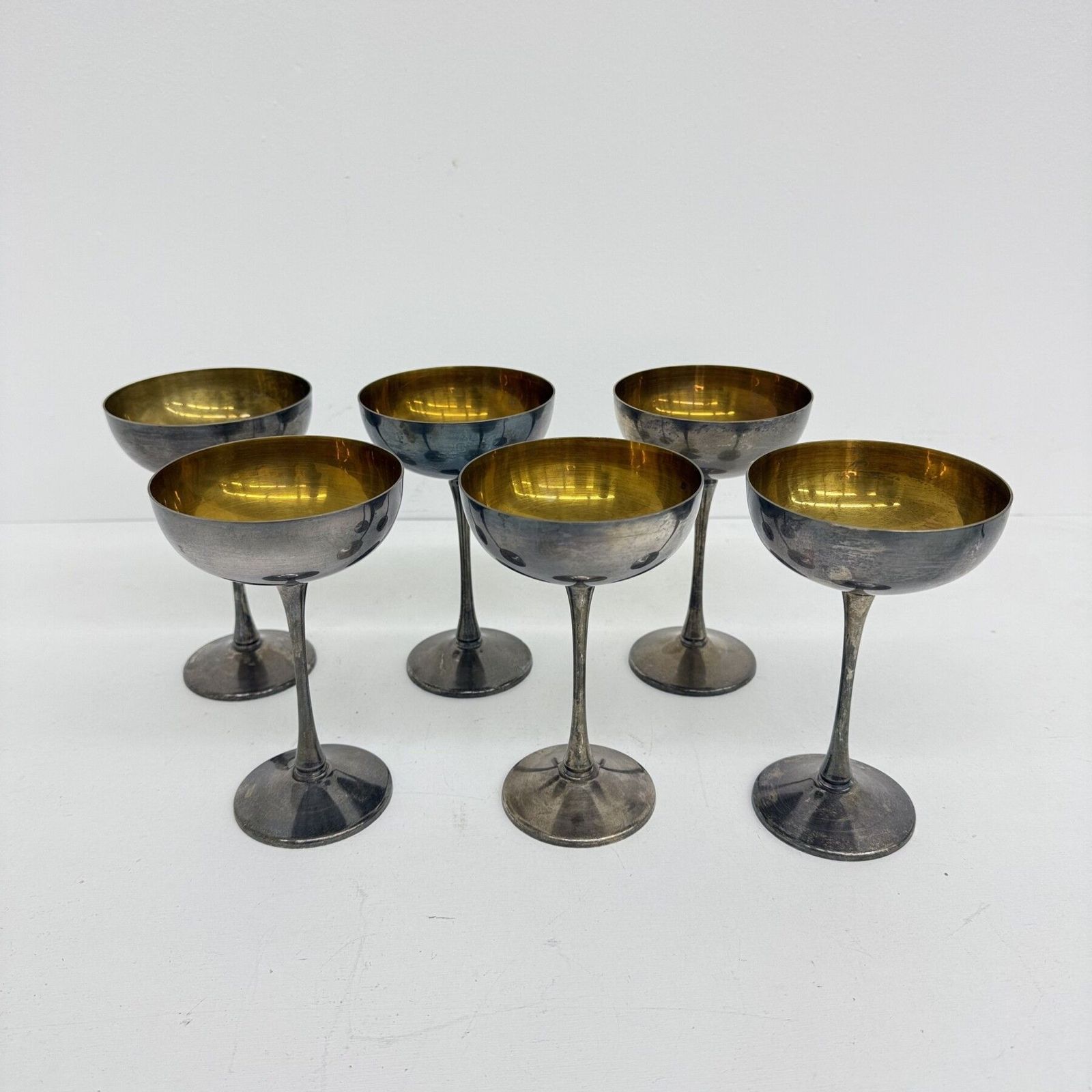 photo for sale Ensemble de 6 coupes à champagne en laiton argenté, années 1970, Italie