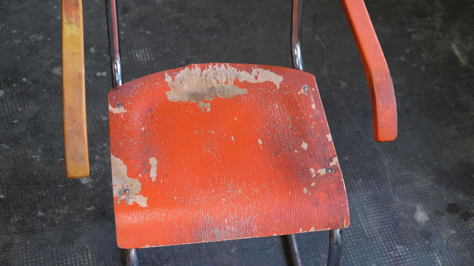 Bauhaus Cantilever Chair With Armrests In Orange From The 1930s #2 photo Furniture