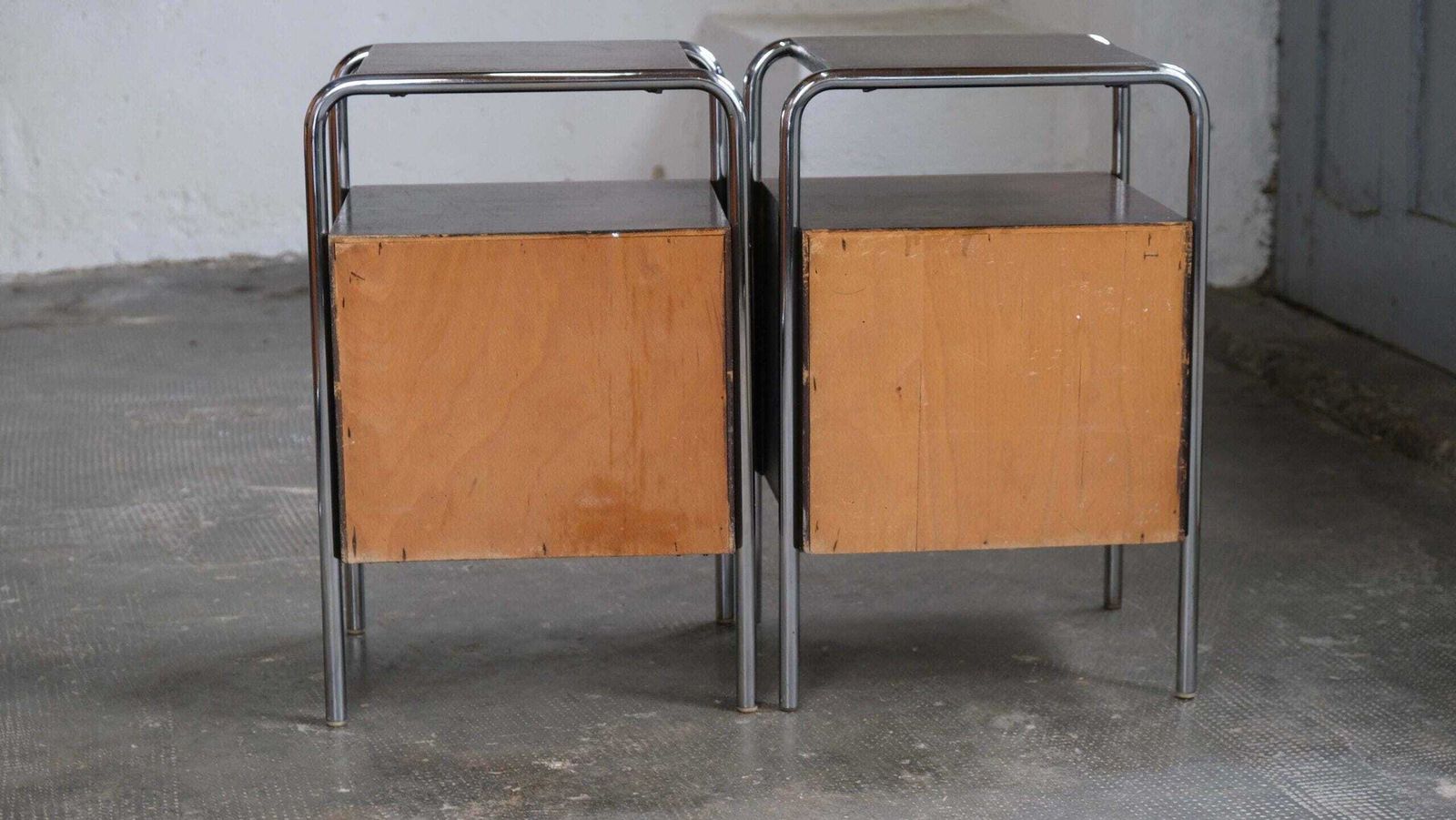 1 Of 2 Bauhaus Bedside Tables In Dark Brown photo vinterior
