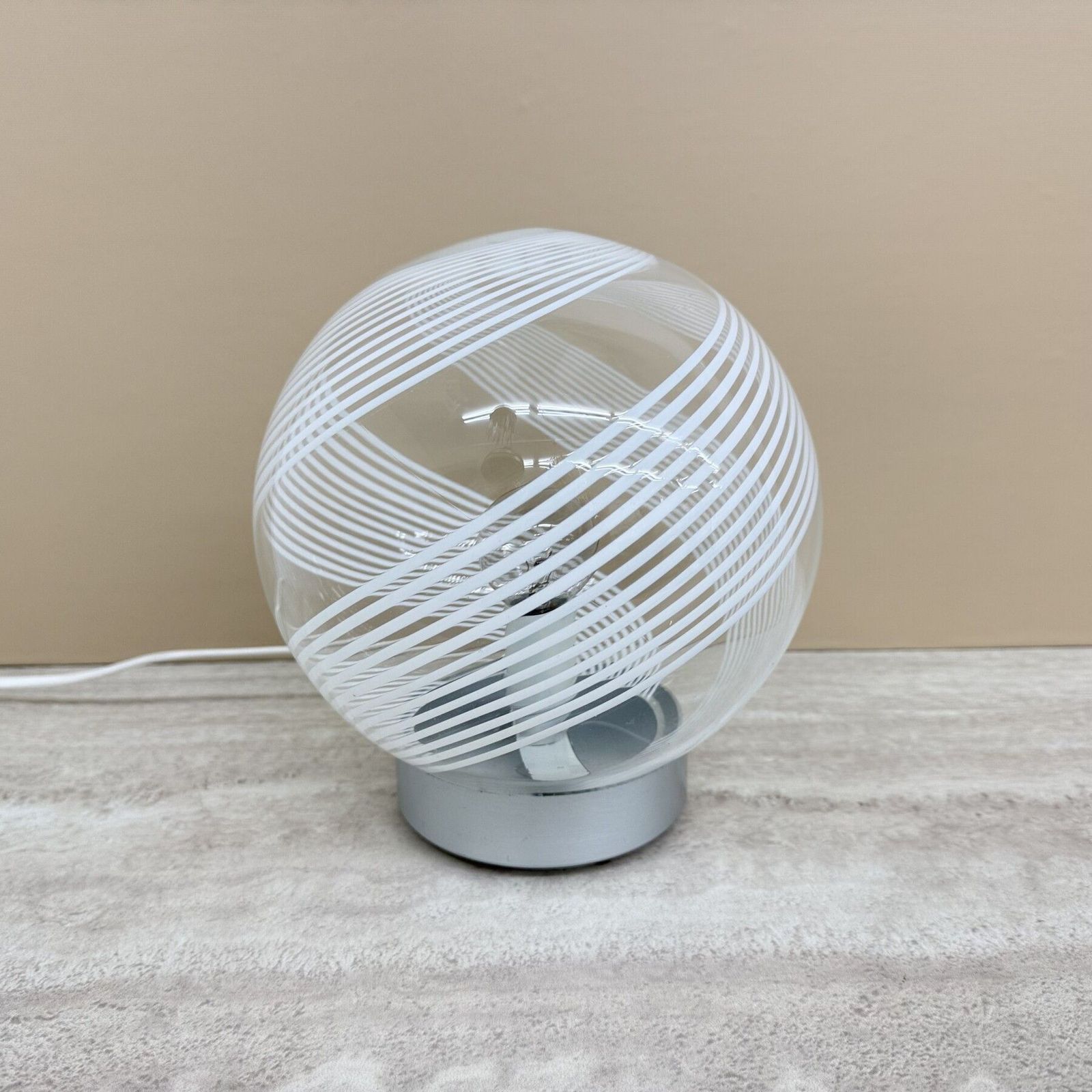 Mid-Century Design Tafellamp met Wervelglas, jaren 1970, Italië photo Verlichting