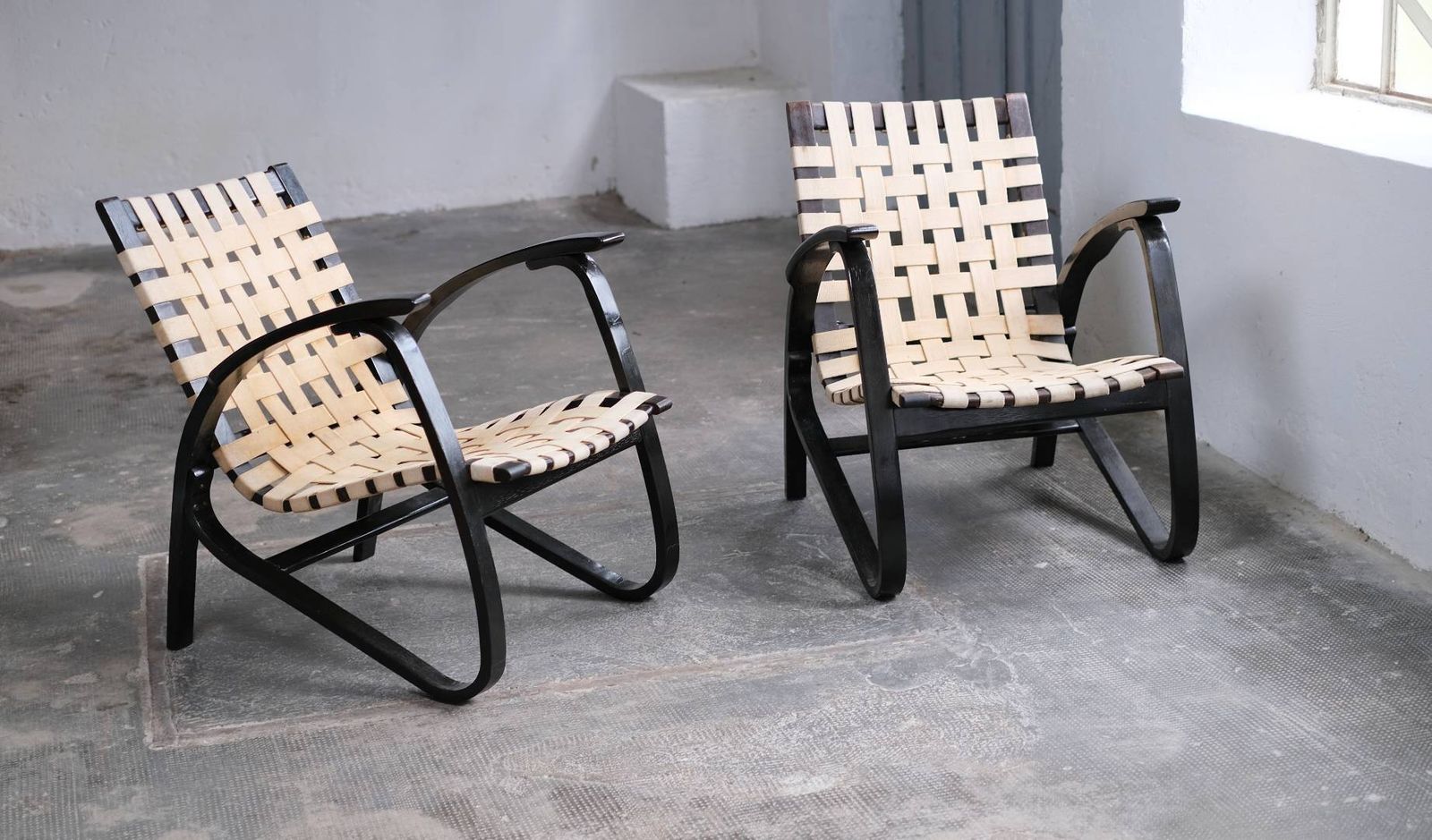 Art Deco Bentwood Armchair By Jan Vanek, 30s (1 Of 2)