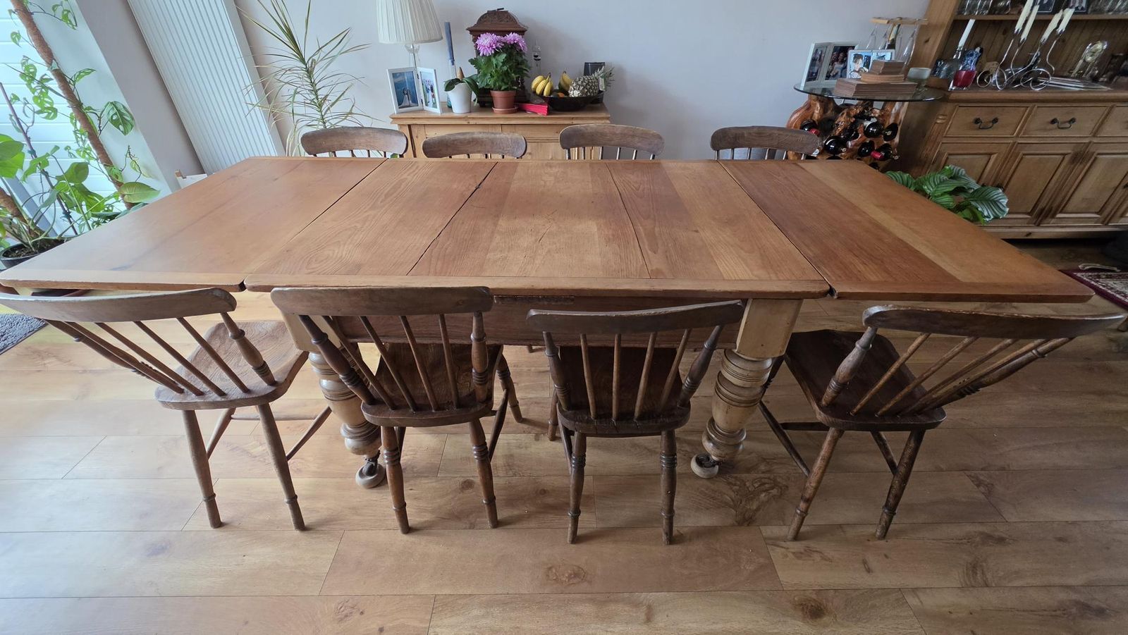 Victorian Farmhouse Set, Pine Top With Turned Elm Legs,  Set Of 8 Windsor Chairs.   Extends To Seat 10 photo for sale