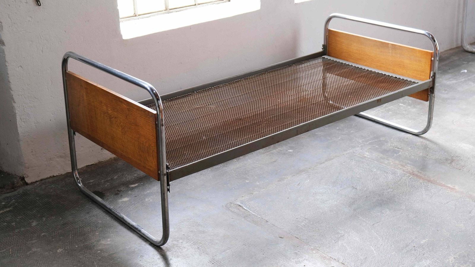 Bauhaus Bed Made Of Chrome Plated Steel Tubes (#1 Of 2) photo 619.0