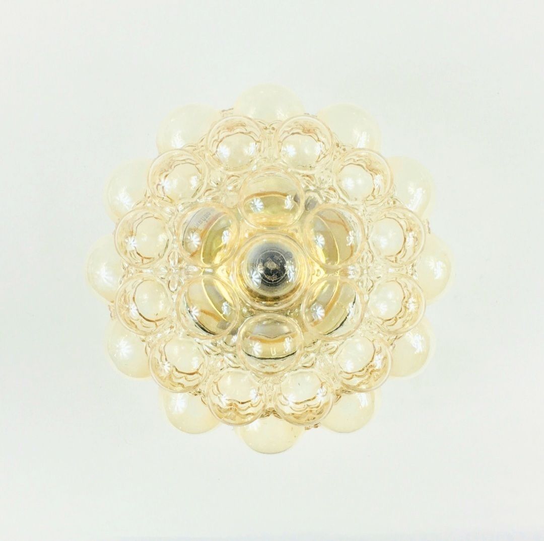 Paire de grands luminaires de plafond mid-century modern en verre bullé ambré, par Helena Tynell pour Limburg, Allemagne, années 1960/1970 photo Luminaires