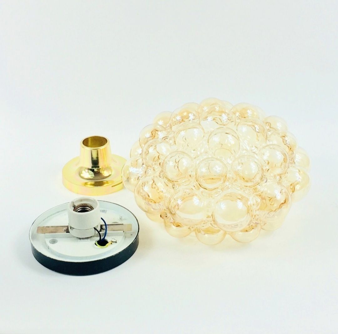 Paire de grands luminaires de plafond mid-century modern en verre bullé ambré, par Helena Tynell pour Limburg, Allemagne, années 1960/1970 photo vintage