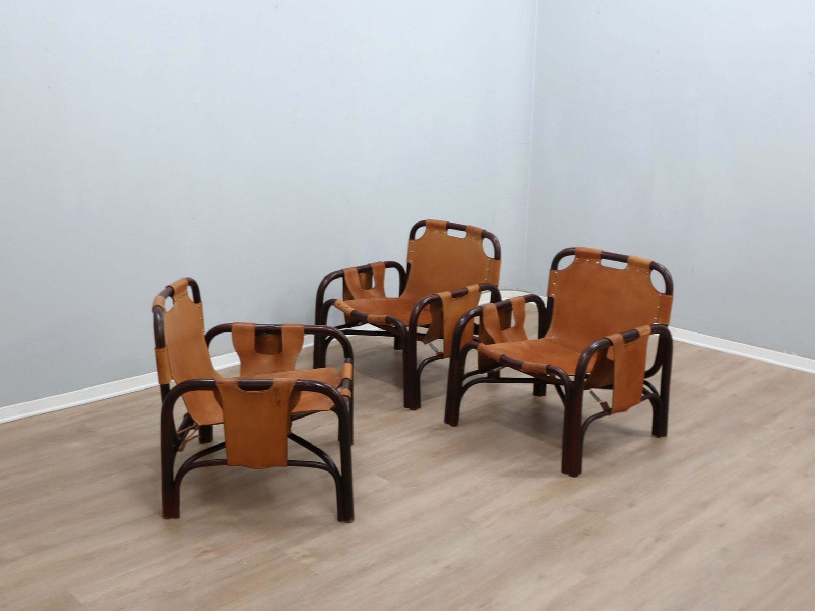 Mid-Century Tito Agnoli fauteuil, leer en bamboe, jaren 1960 photo Meubels