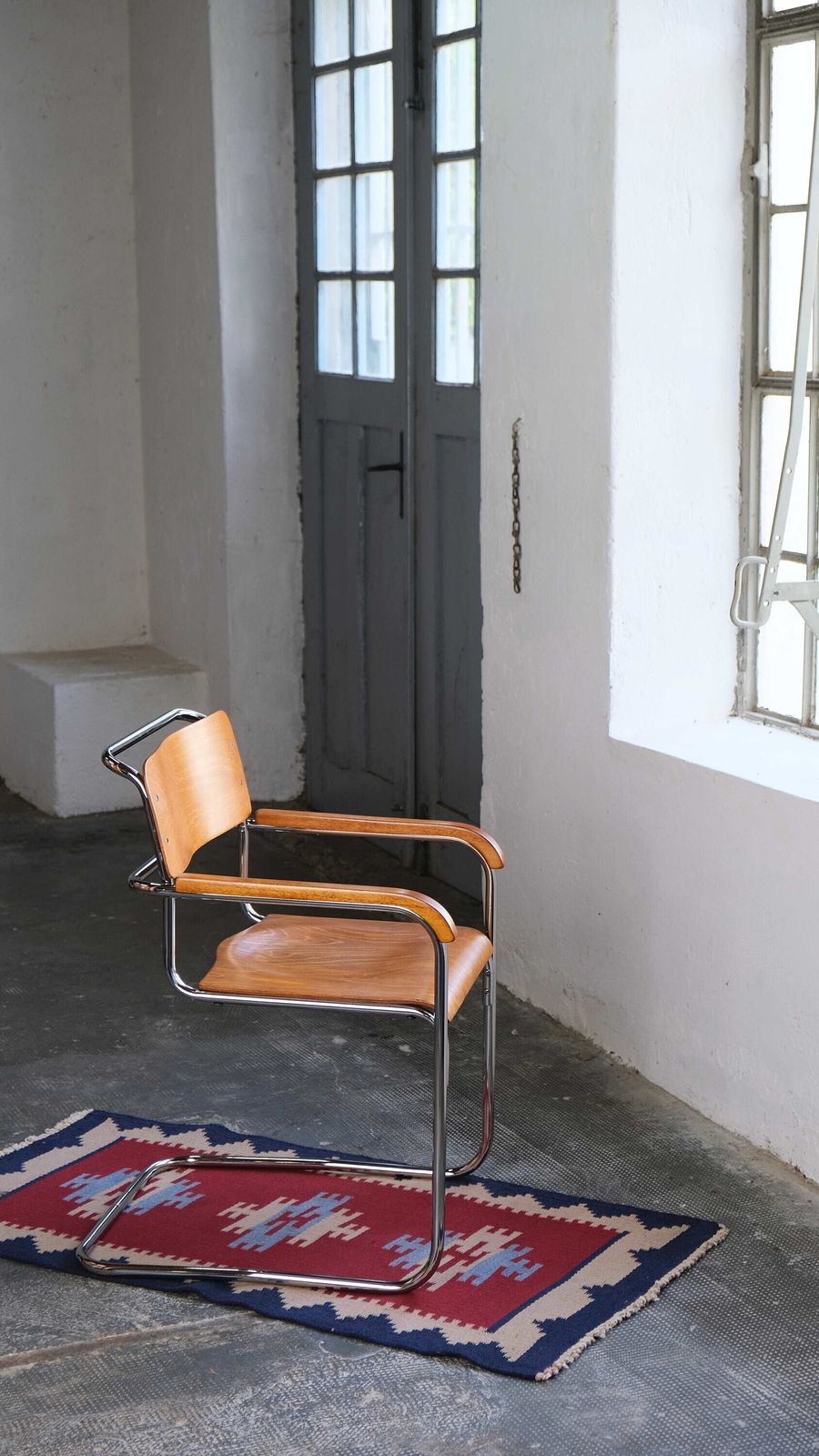 Bauhaus Cantilever Chair, Model B34 By Marcel Breuer photo furniture