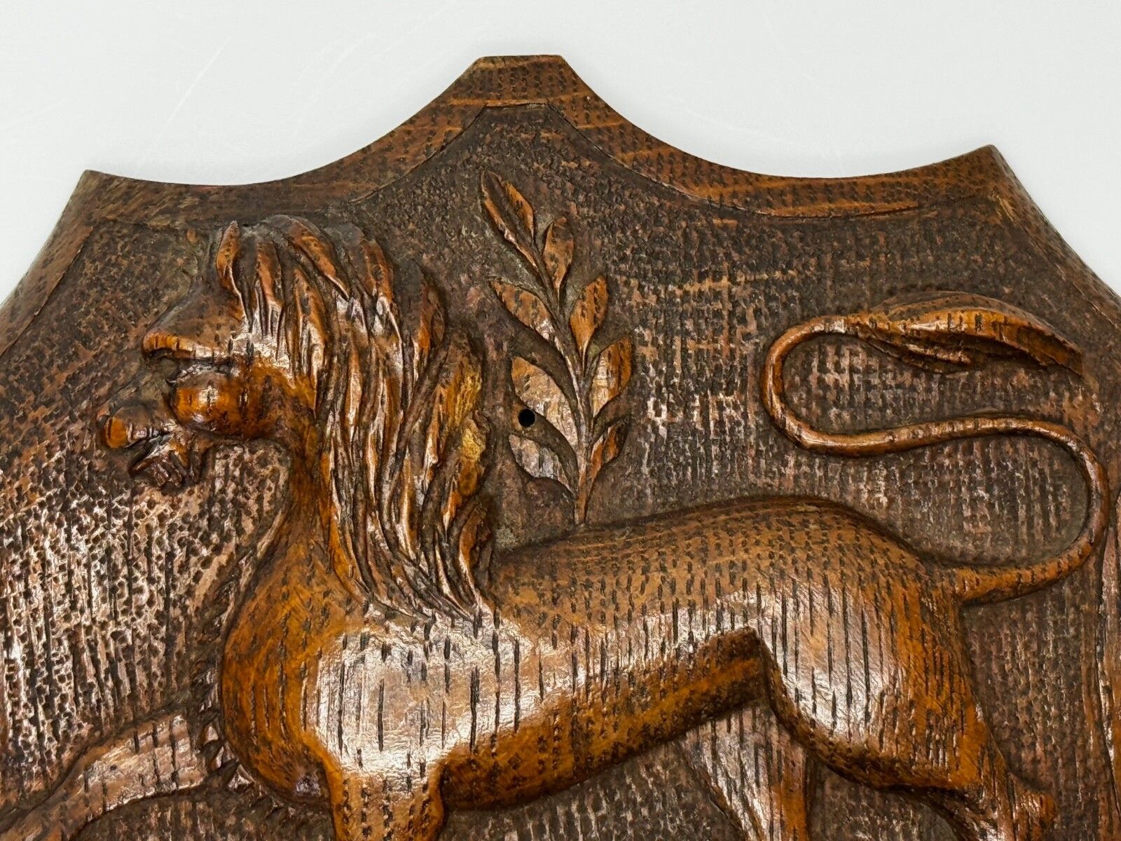 19th Century Pugin Design Carved Tiger Oak Heraldic Lion Shield Crest Sculpture photo for sale