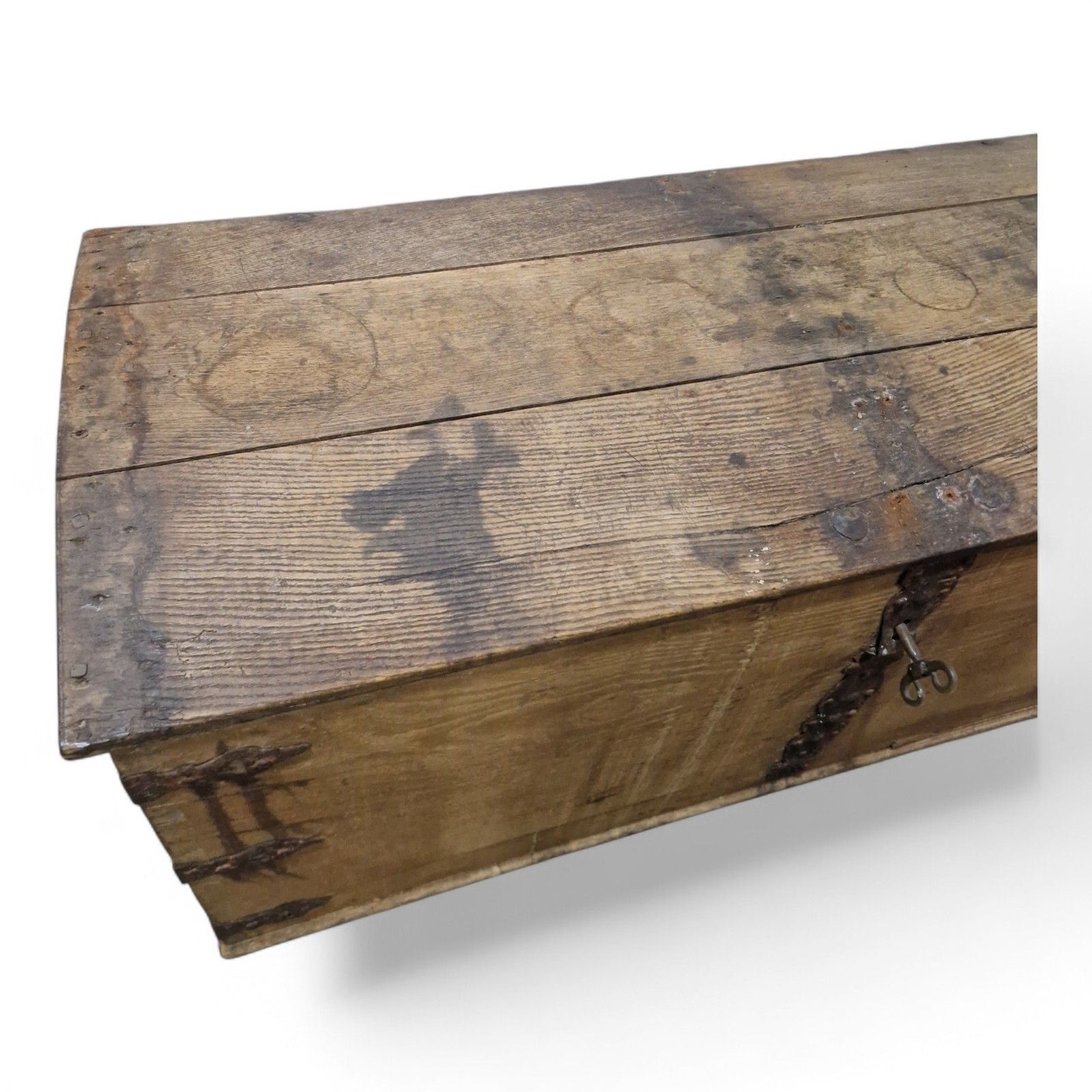 Continental Wooden Storage Chest Dome Top Rustic Coffer Blanket Box Large photo Furniture