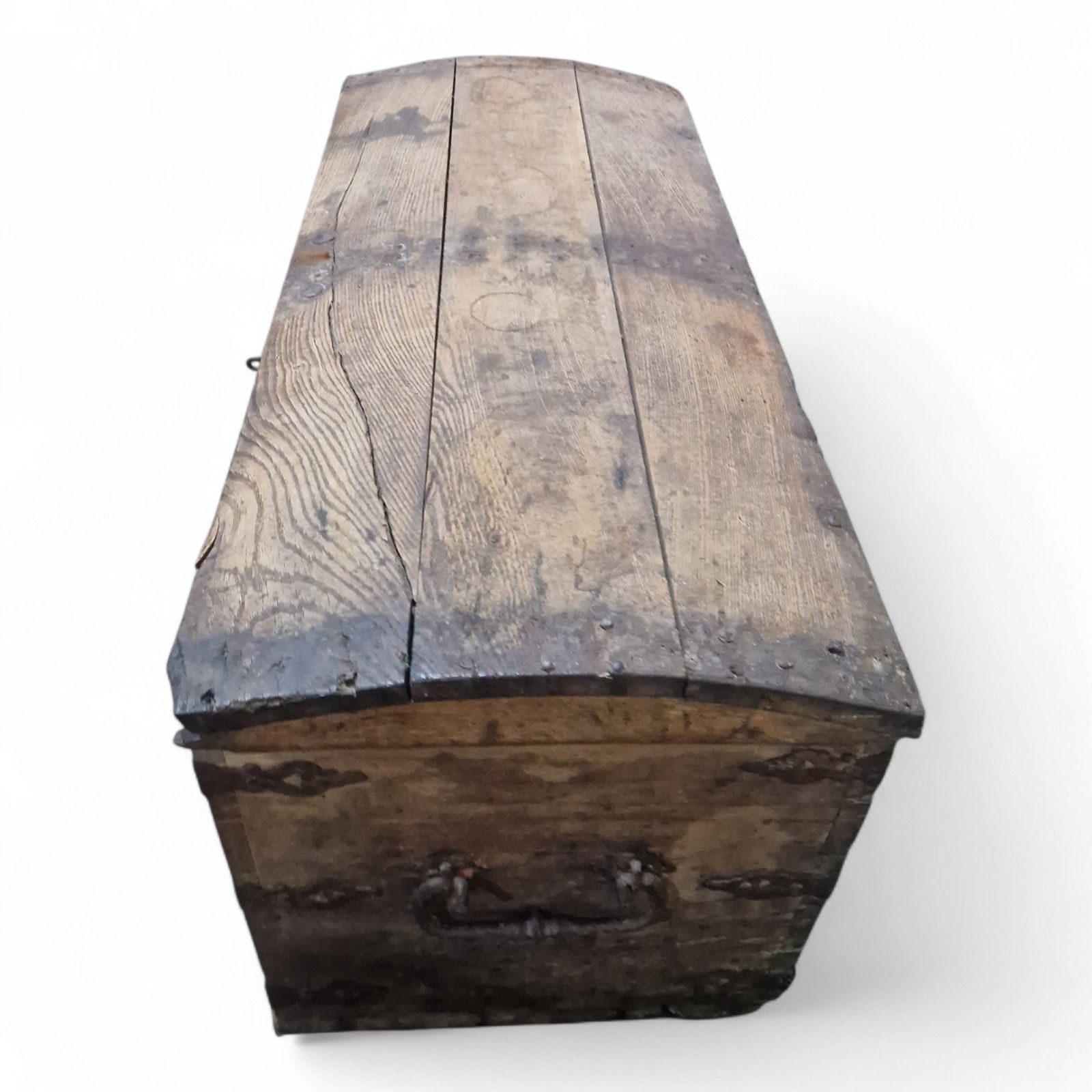 photo furniture Continental Wooden Storage Chest Dome Top Rustic Coffer Blanket Box Large