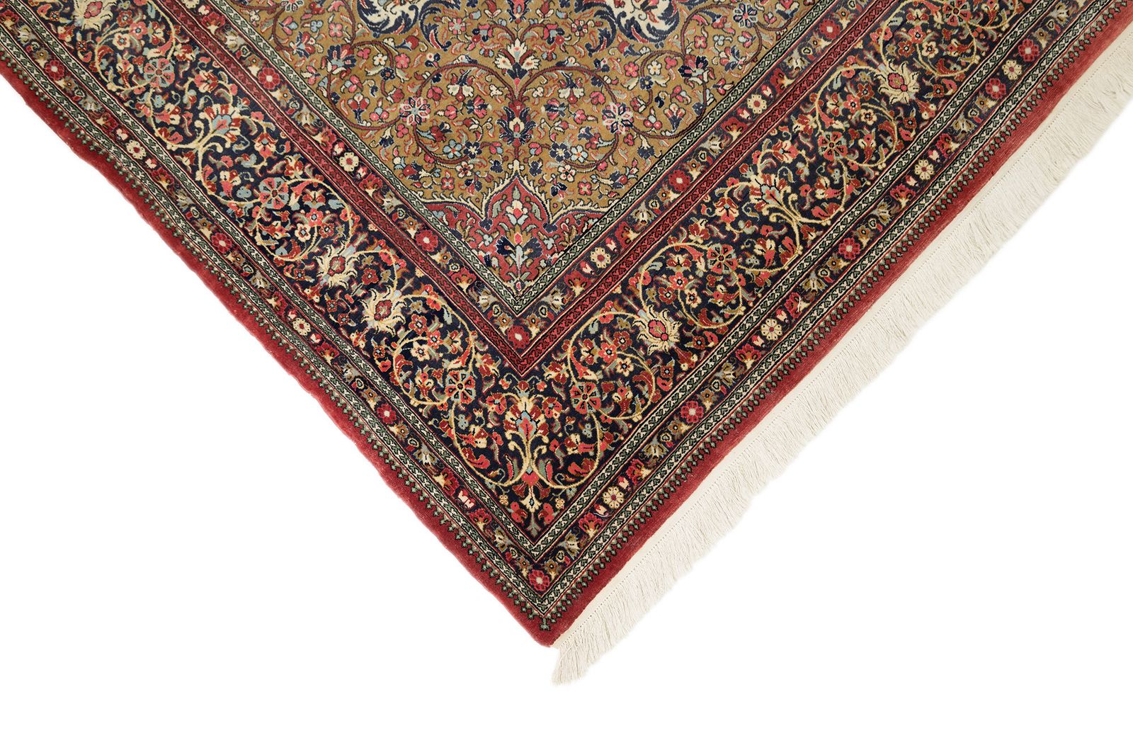 Ghom Rug, 307 × 215 Cm, Floral Medallion Design photo 2800.0
