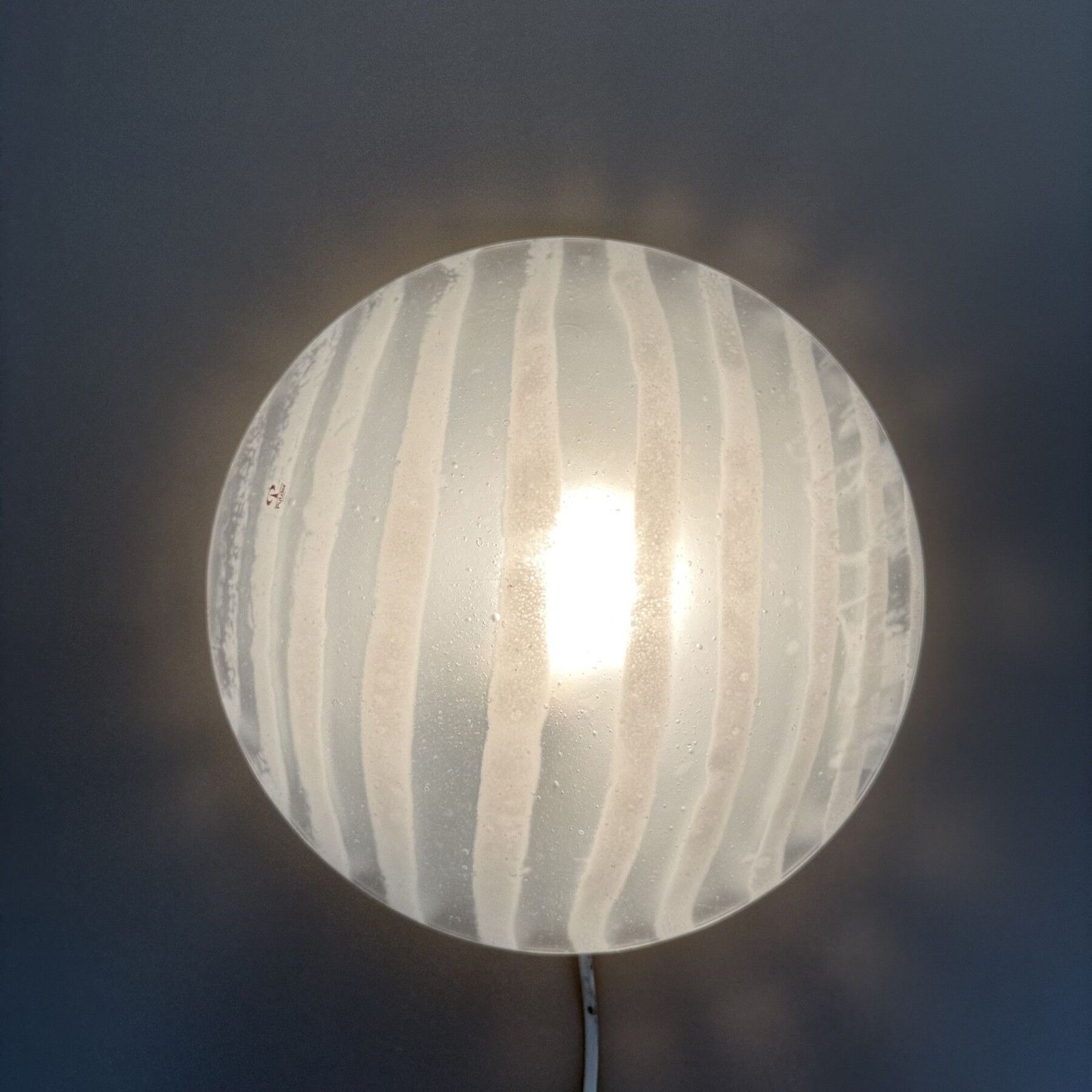 Peil & Putzler glazen plafondlamp / wandlamp 'Zebra', jaren 1970, Duitsland photo furniture