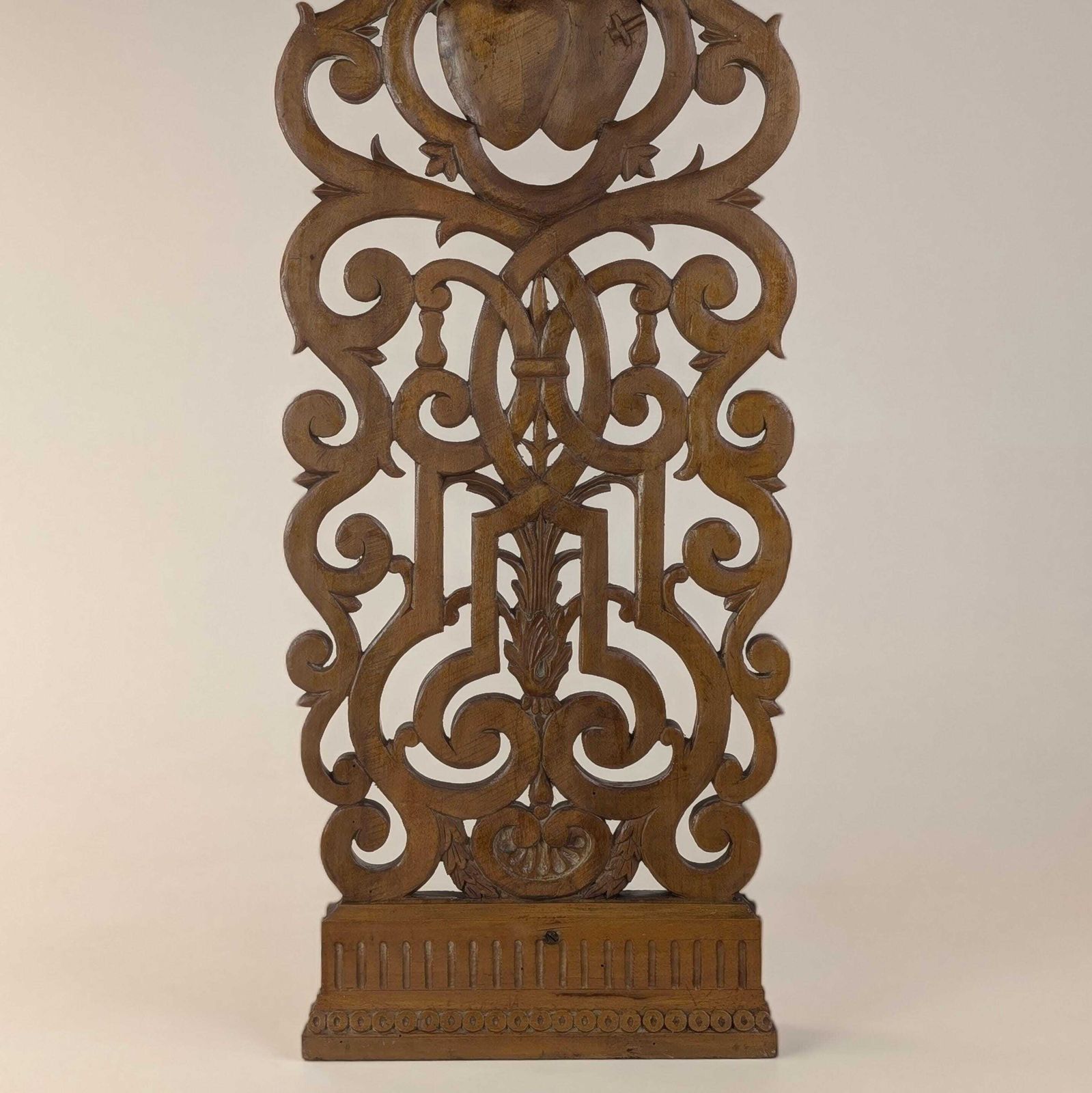 Carved Wood Religious Altar Fragment, 19th Century French Catholic Church Pediment, Sacred Heart Eucharist Wheat Grapes Plaque photo vinterior