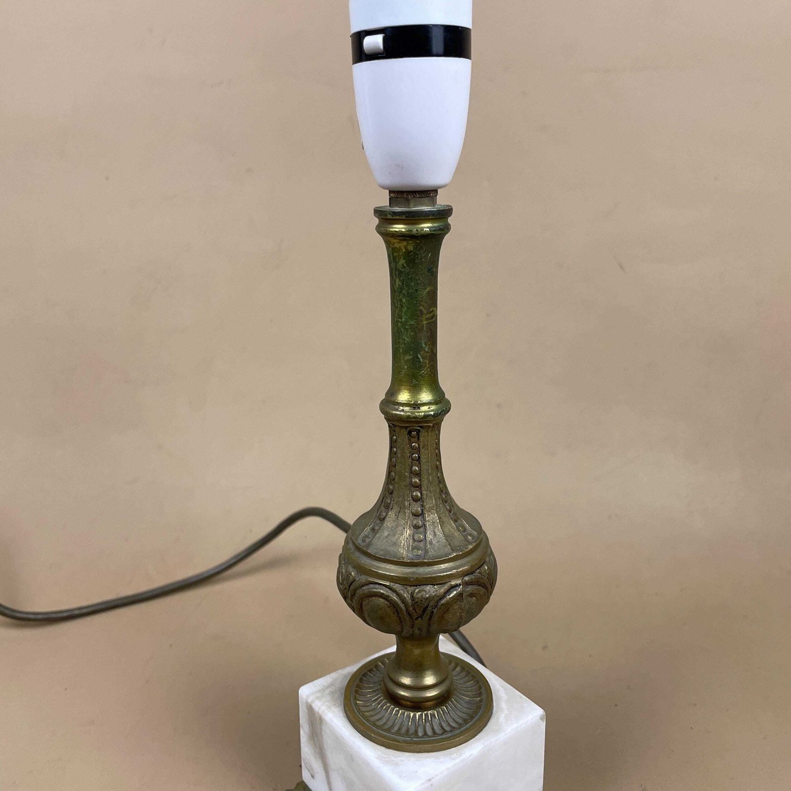 White Onyx Marble Lamp Light Bedside Brass Gold Metal Ornate Detail Vintage Square Base Pillar Column Antique Vintage Stone Side photo for sale