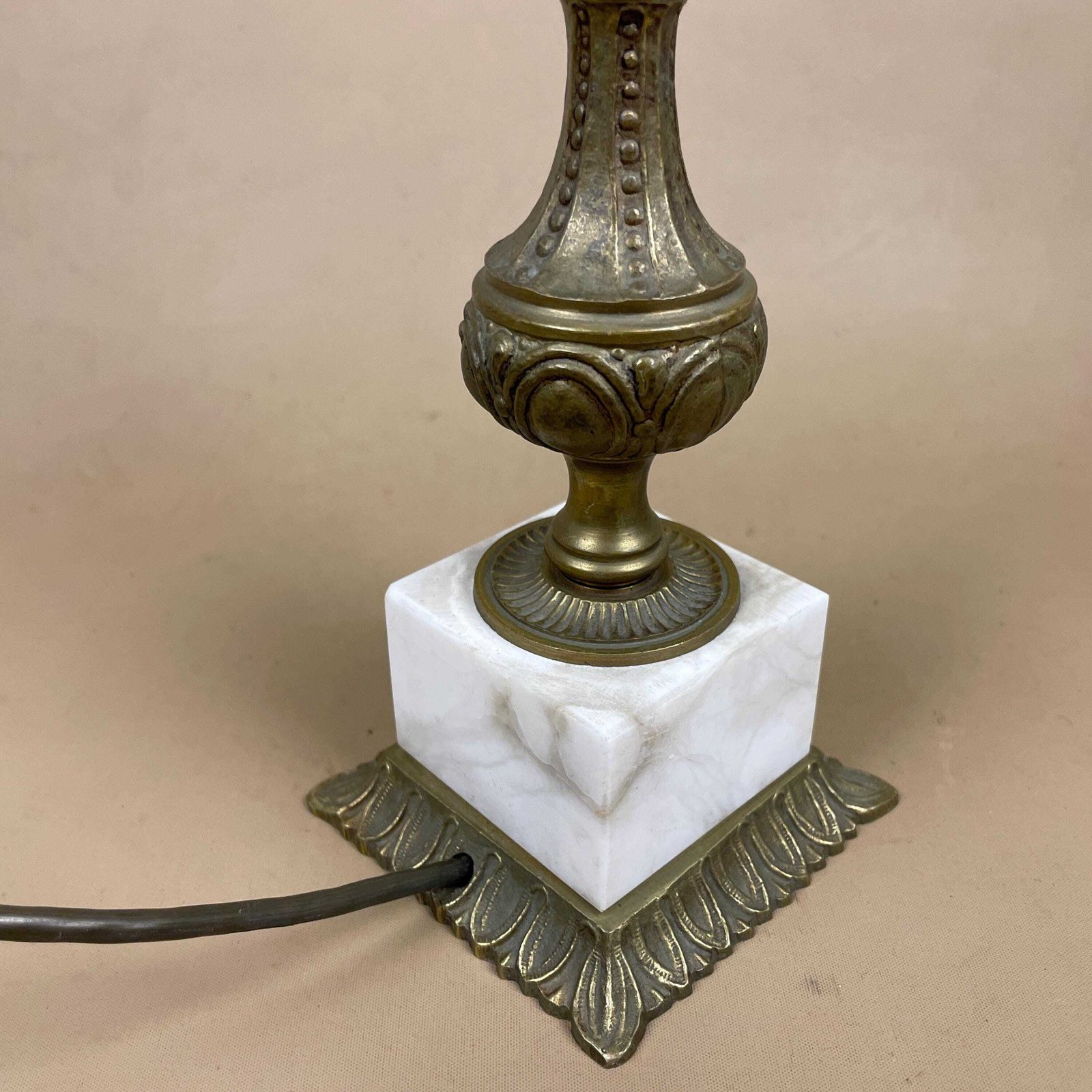 White Onyx Marble Lamp Light Bedside Brass Gold Metal Ornate Detail Vintage Square Base Pillar Column Antique Vintage Stone Side photo buy