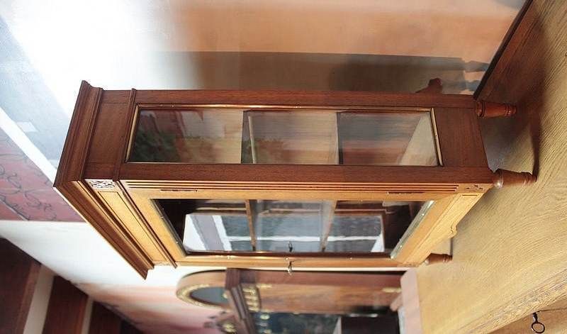 Walnut Wall Cabinet 20th photo 757.05