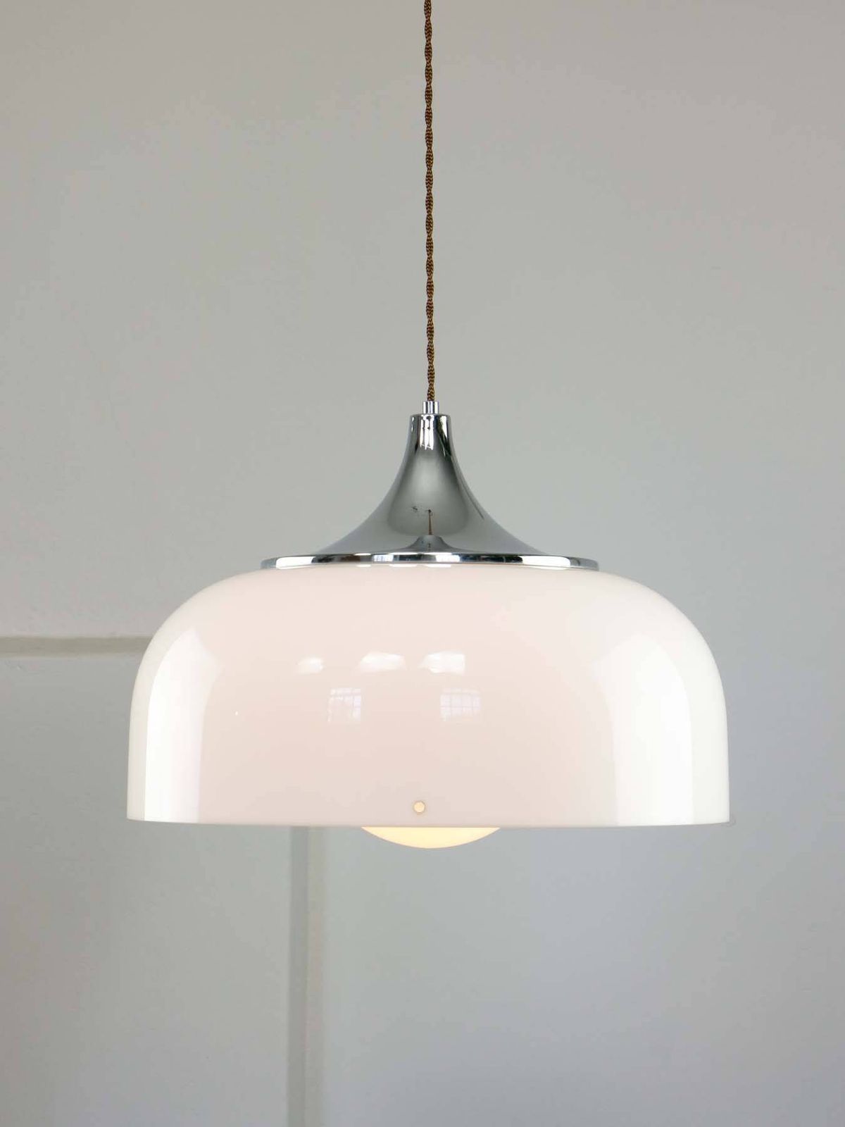Verlichting Grote Space Age hanglamp in wit van Guzzini, jaren 1970 photo