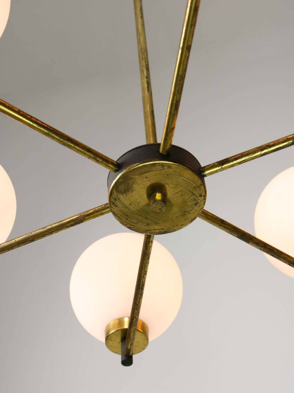 Mid-Century Italiaanse Messing en Opalen Hanglamp photo buy