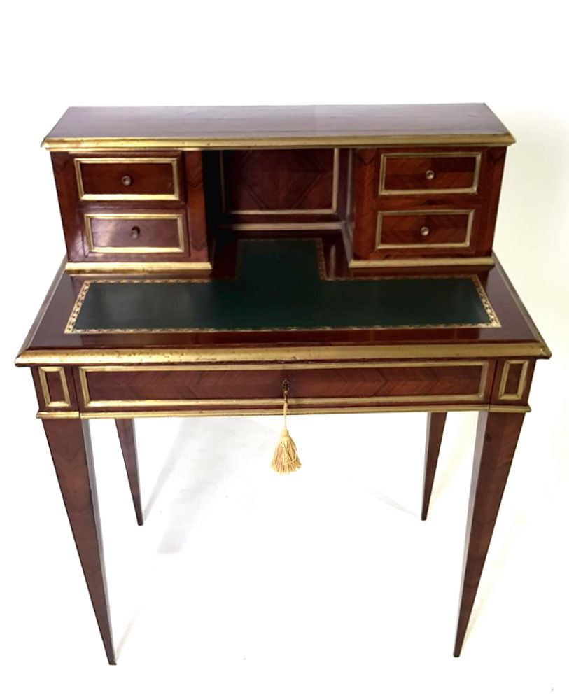 Good Quality 19th Century Rosewood Ladies Writing Desk With Brass Mounts