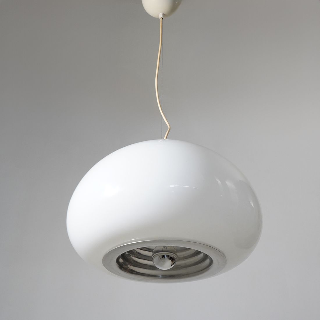 “Black And White” Chandelier By The Castiglioni Brothers For Flos, 1960s photo for sale