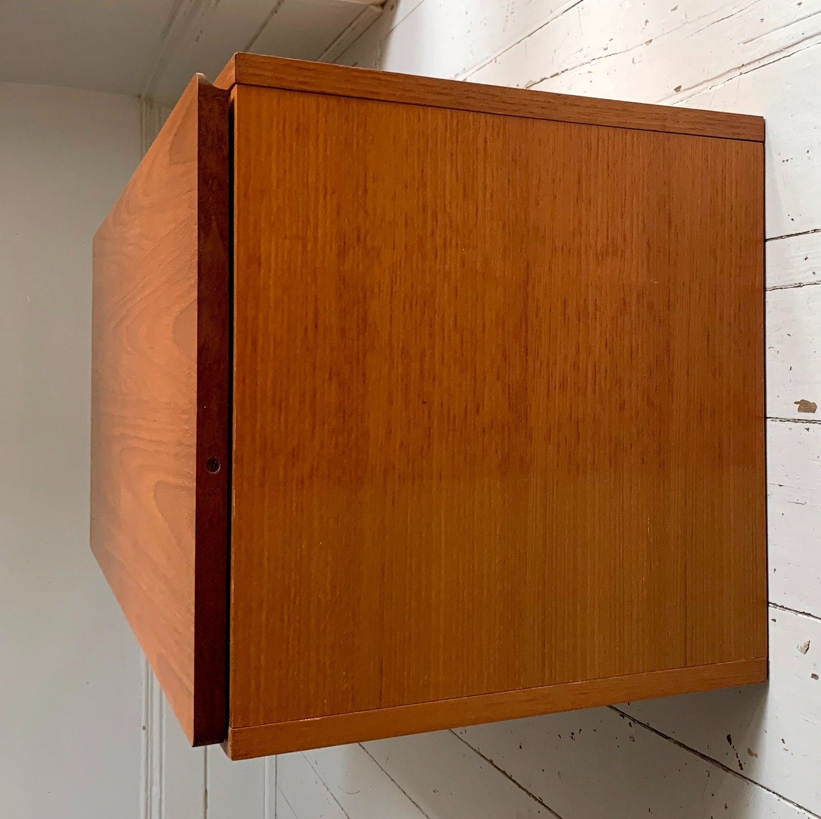 Mid Century Teak Beaver & Tapley 33 Floating Bureau / Desk / Cabinet photo buy