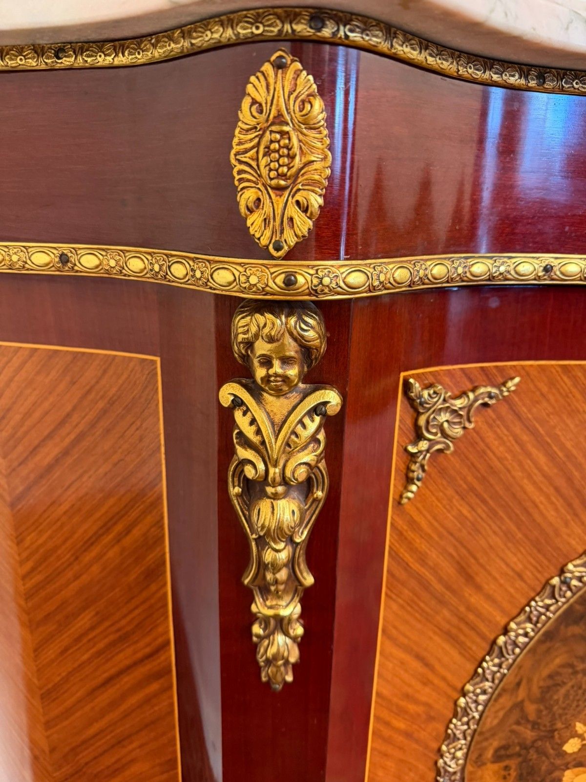 photo furniture Quality French Marble Top Curved Side Cabinet