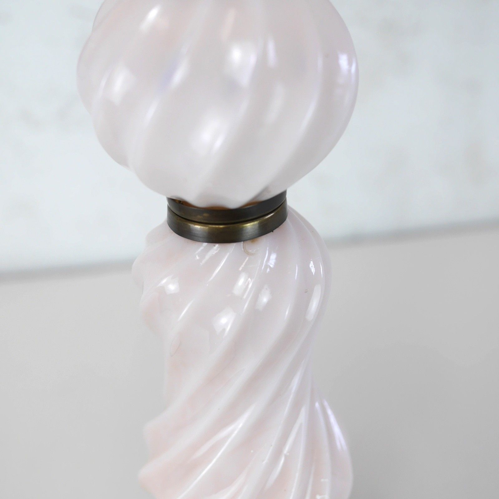 Vintage Pale Pink Milk Glass Brass Murano Style Lamp #102952 photo vintage