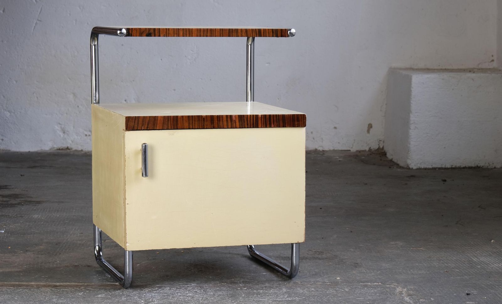 Cream Colored Bauhaus Bedside Table By Mücke Melder photo for sale