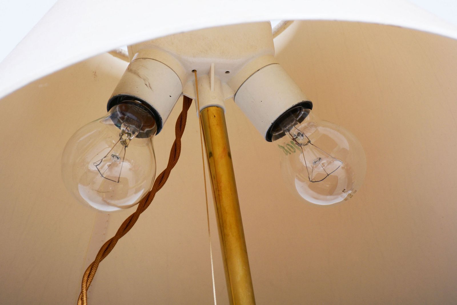 photo furniture Restored Mid Century Table Lamp, Chrome Plated Steel, Glass, Italy, 1970s