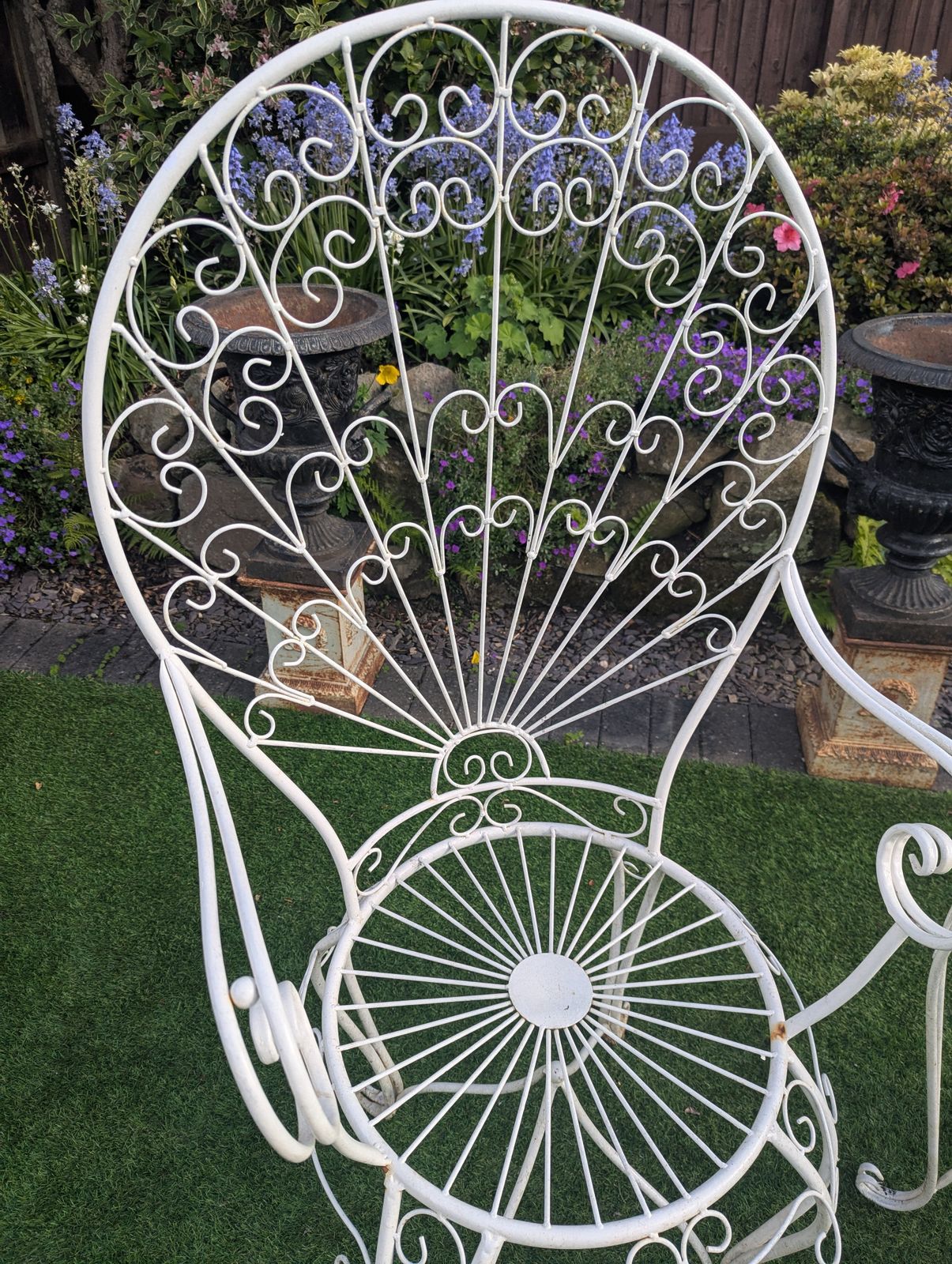 Garden Furniture Vintage Peacock Metal Patio Set Scrolling Pierced Detail Delivery Available 0323 photo