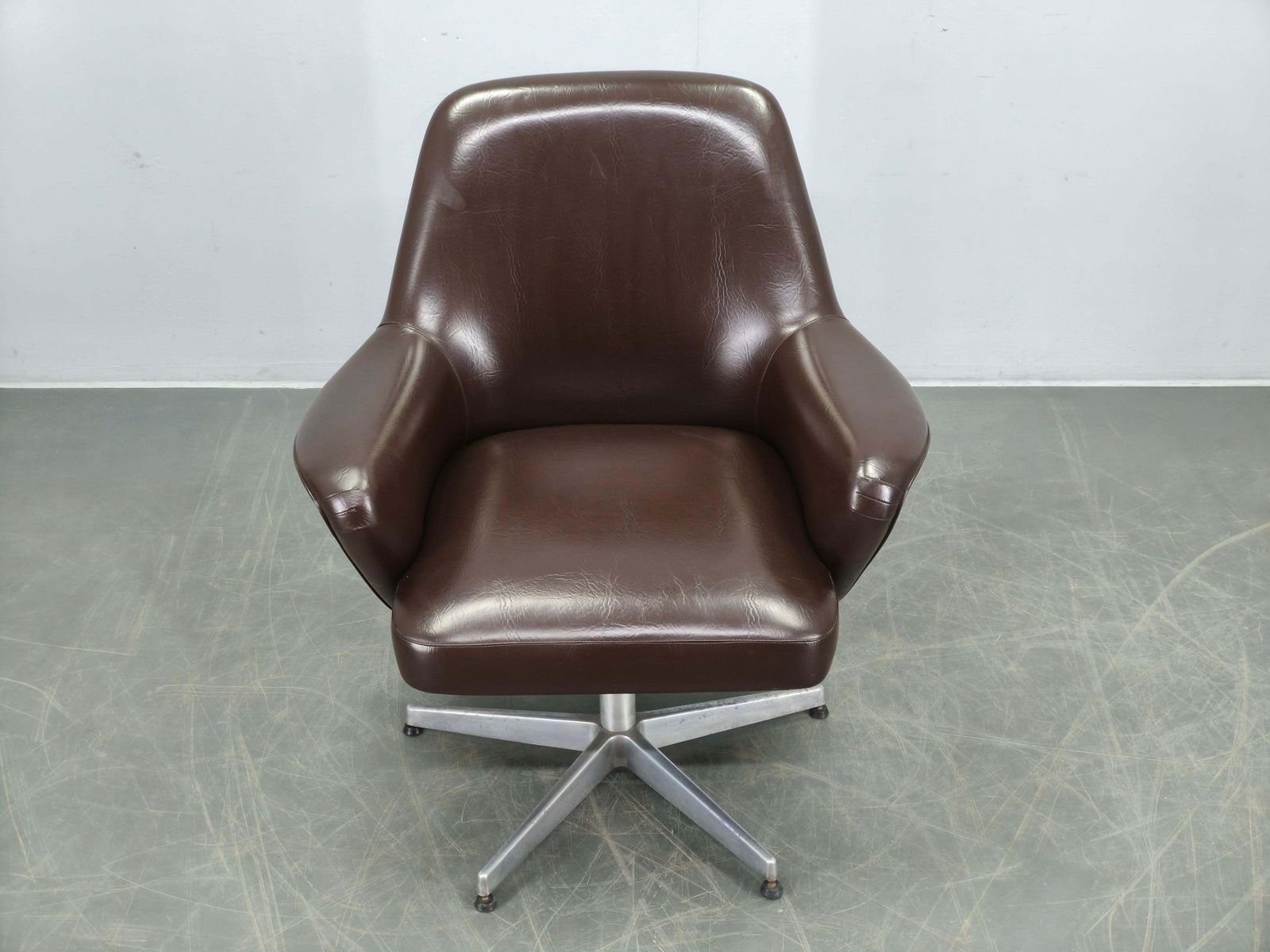 photo for sale Mobiltecnica Torino Italiaanse Draaibare Loungestoel, ca. jaren 1960