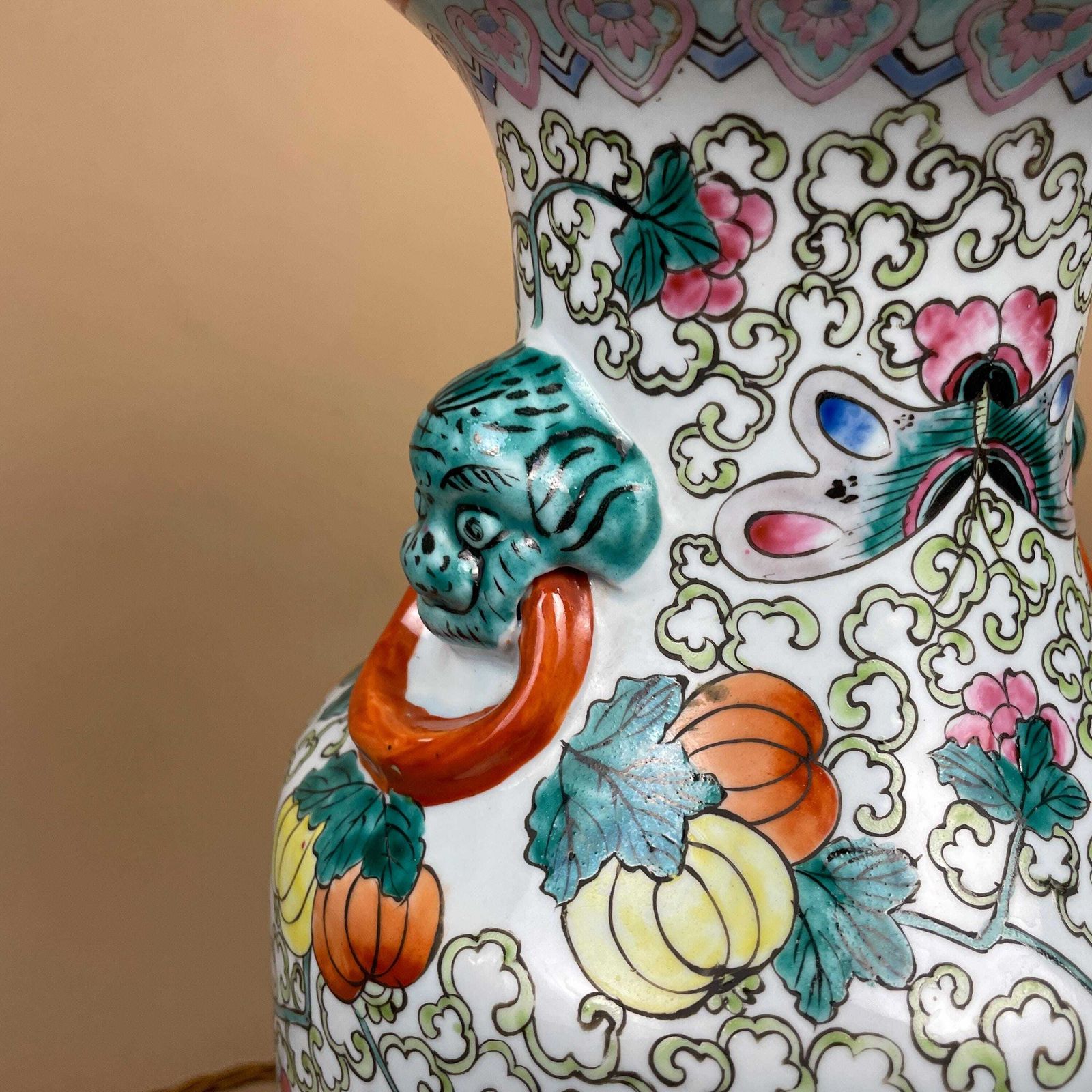 Large Oriental Antique Ceramic Lamp Light Bedside Table Hand Painted Floral Design Fruit Gold Painted Wood Base Chinese Vase Vintage photo 149.0