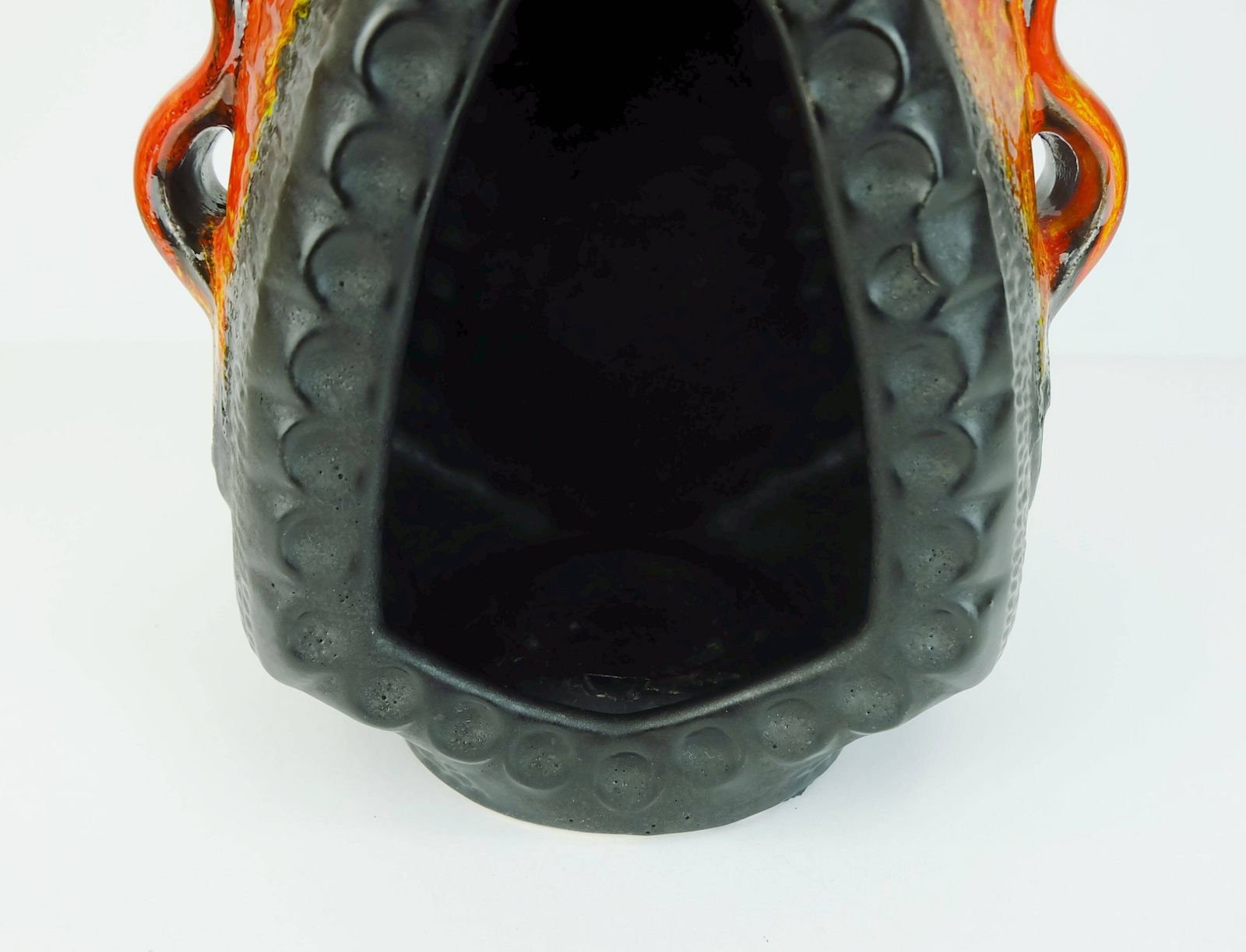 photo furniture Bougeoir Bay Ceramic modèle n° 319 25, orange et noir