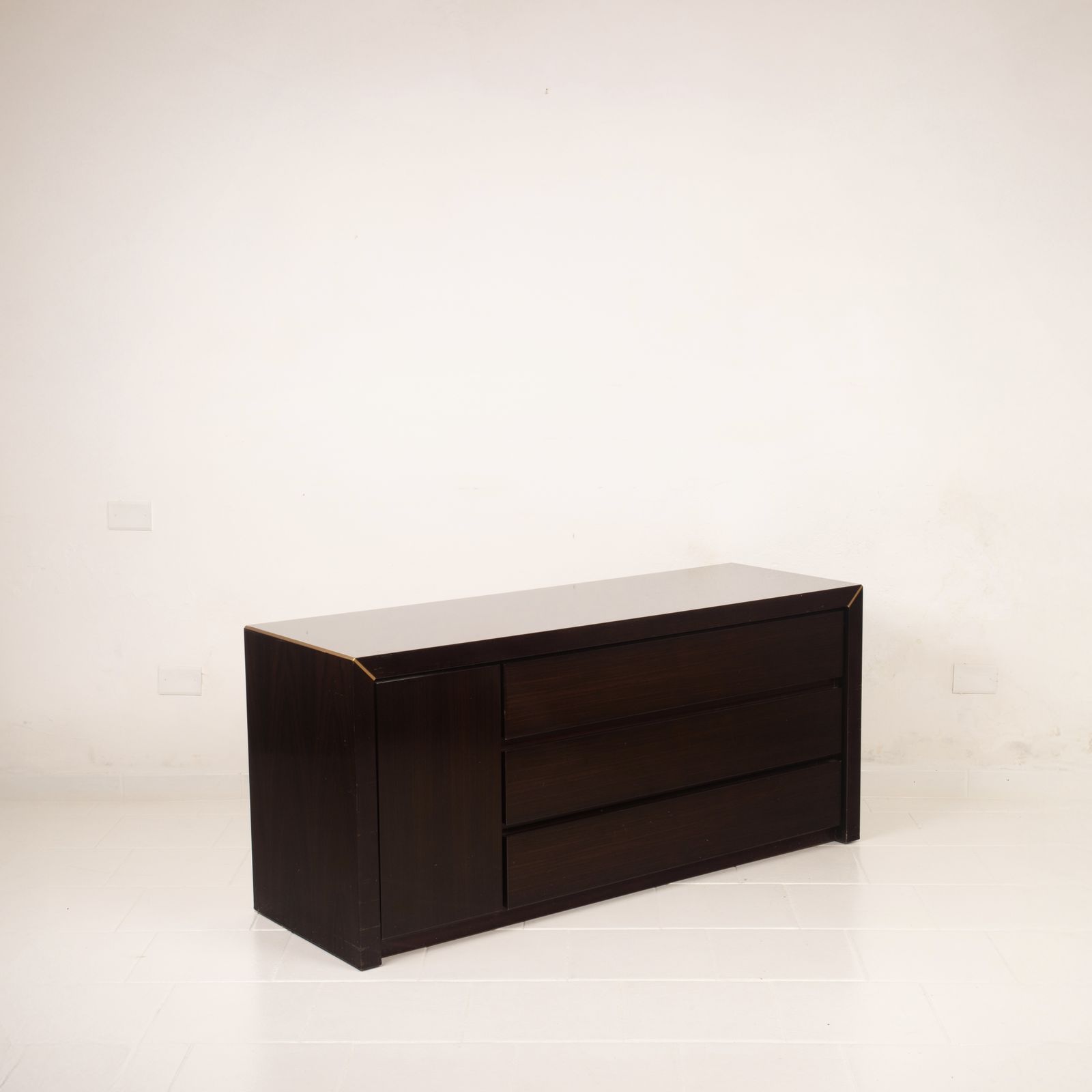 photo furniture Chest Of Drawers By Gianluigi Gorgoni For Fratelli Turri 1970