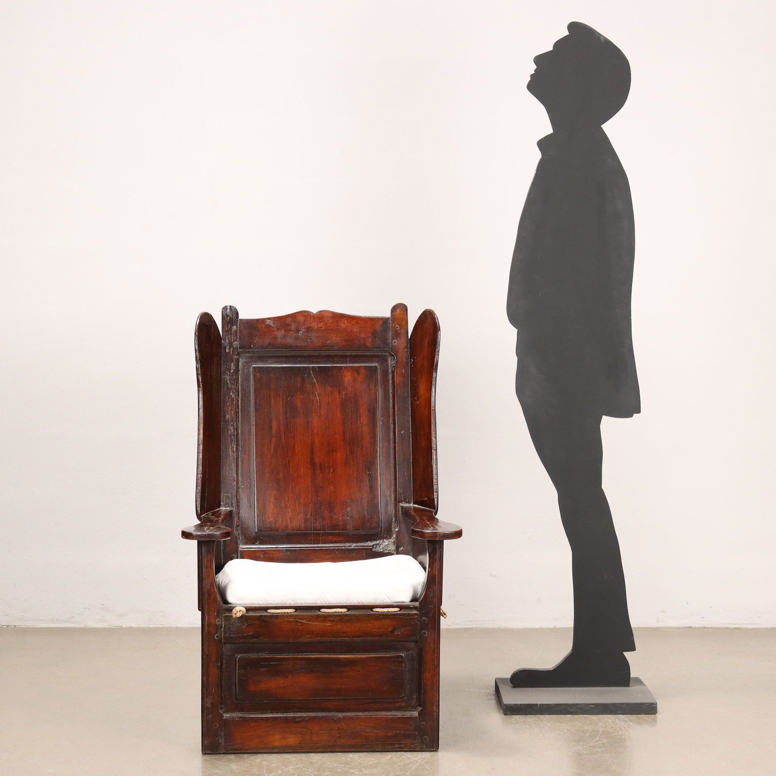 Antique Armchair Carved Oak Wood England XIX Century photo furniture