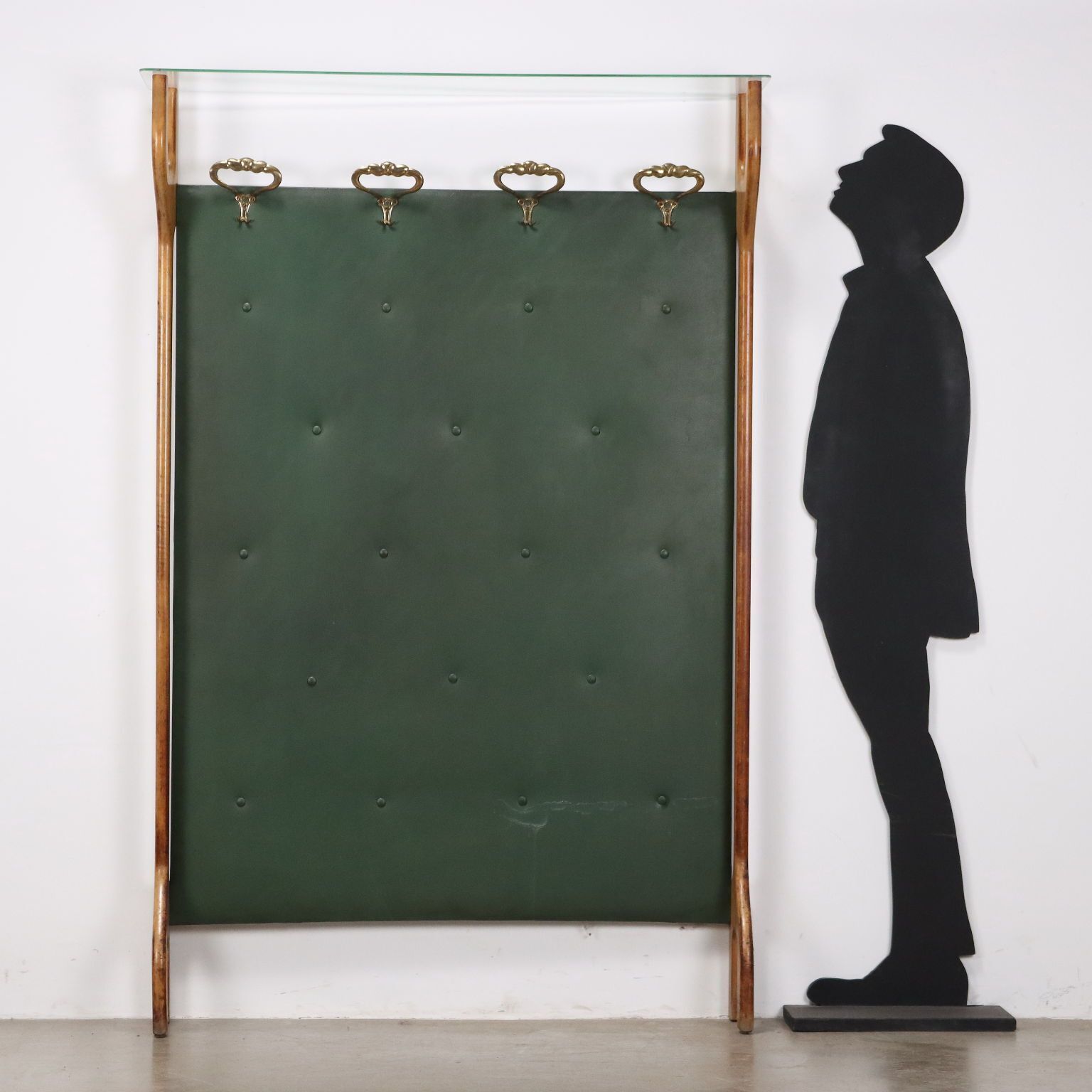 Porte-manteau vintage en laiton, simili-cuir et verre, Italie, années 1950 photo furniture
