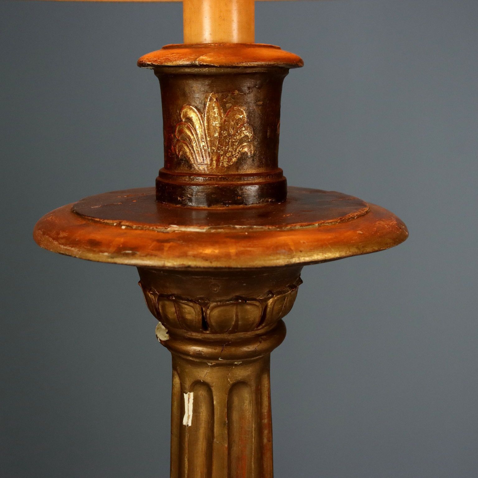 Bougeoir d'époque en bois doré et tissu, Italie, XIXe siècle photo Décoration