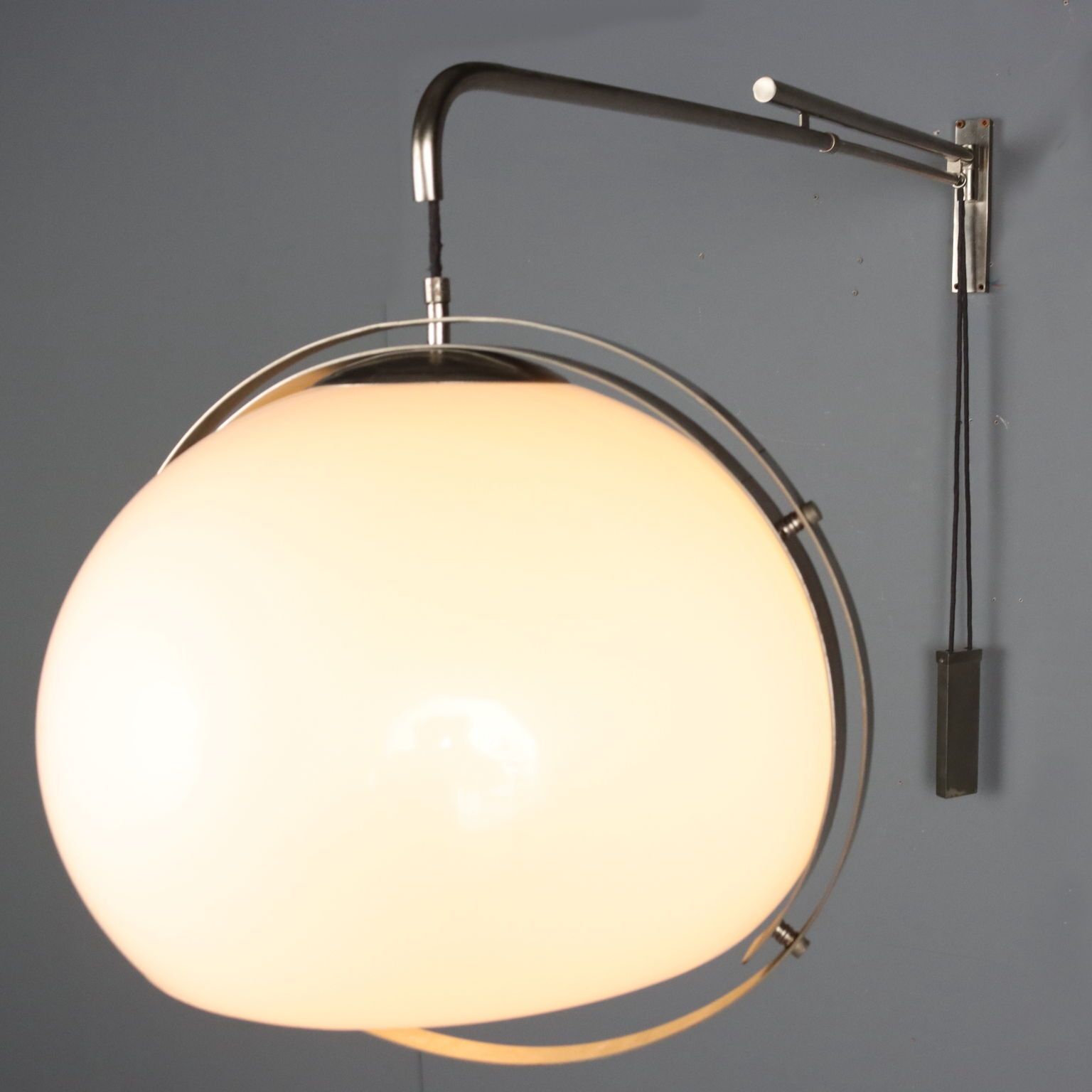 Vintage Space Age lamp, methacrylaat, metaal, jaren 1970 photo vinterior