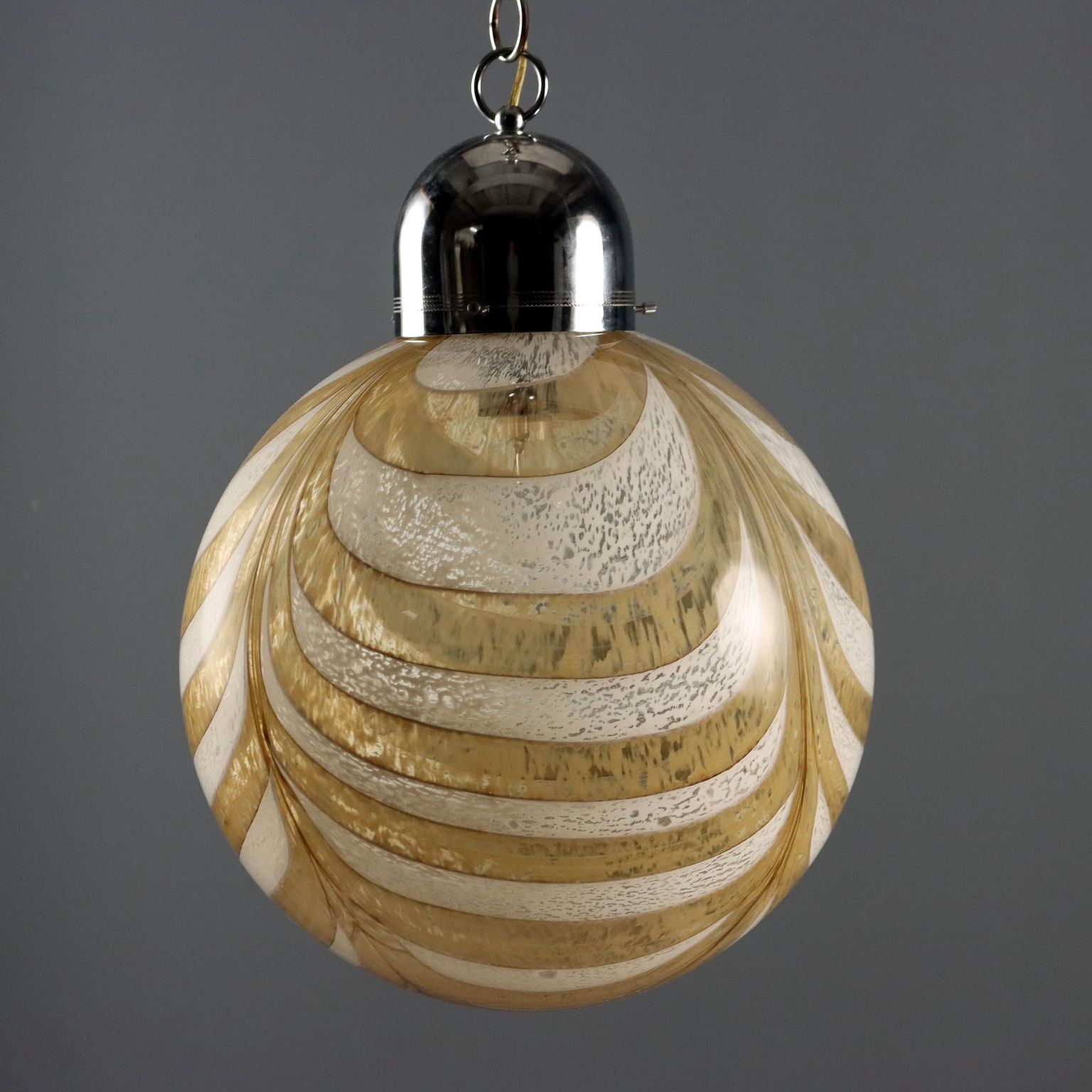 Vintage plafondlamp, verchroomd metaal en glas, Italiaans design, ca. jaren 1960 photo vinterior