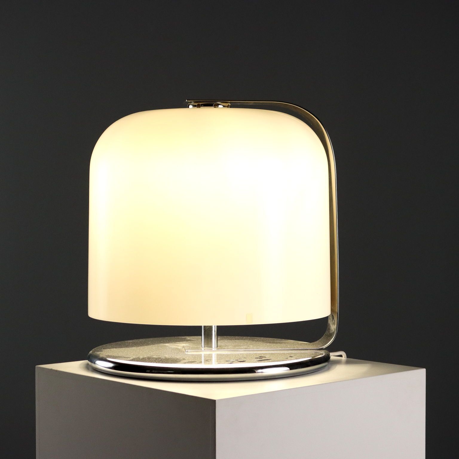Lampe Guzzini Alvise vintage, par Luigi Massoni, Italie, années 1960