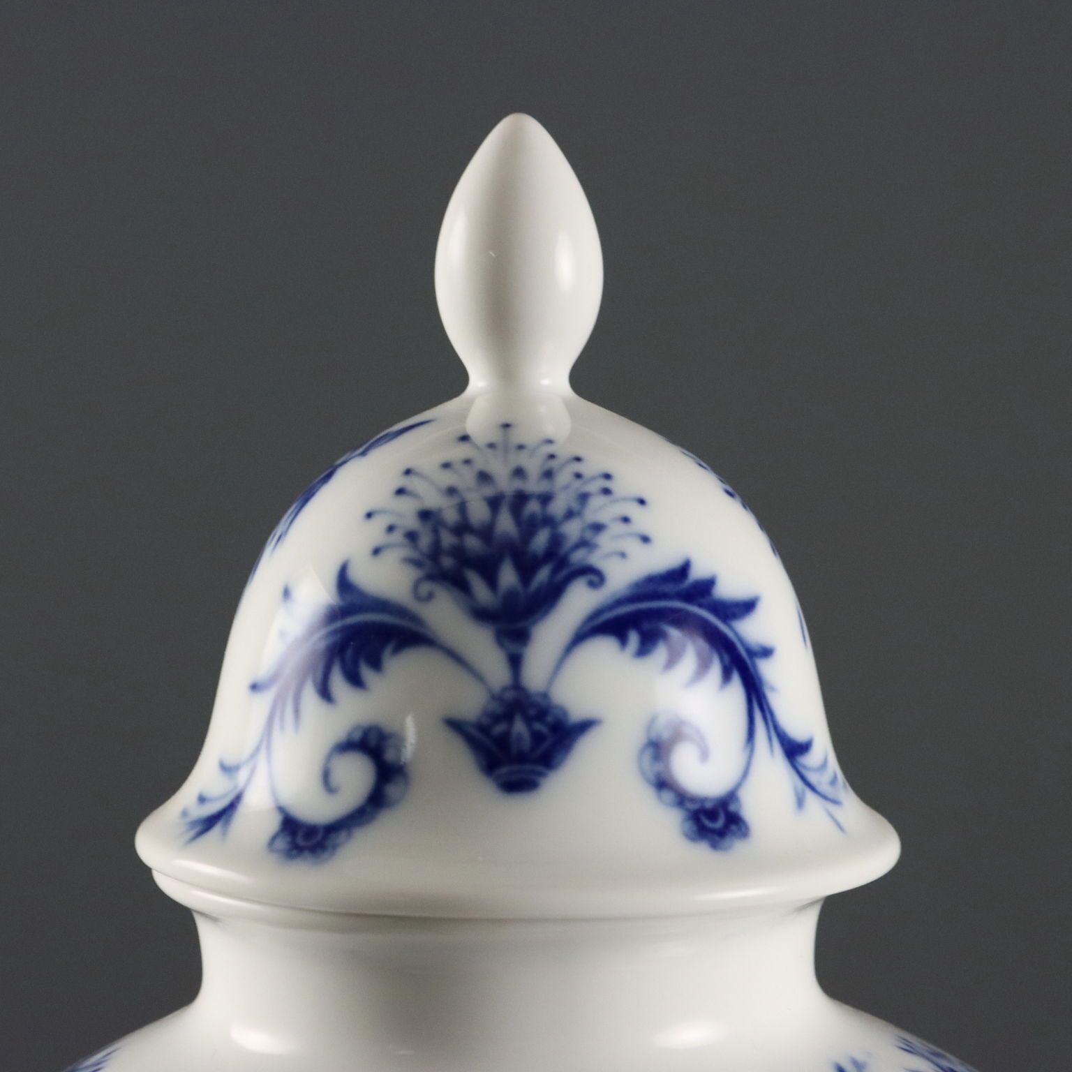 Vases d'époque Heinrich Selb Bavaria en porcelaine, Allemagne, XXe siècle photo for sale